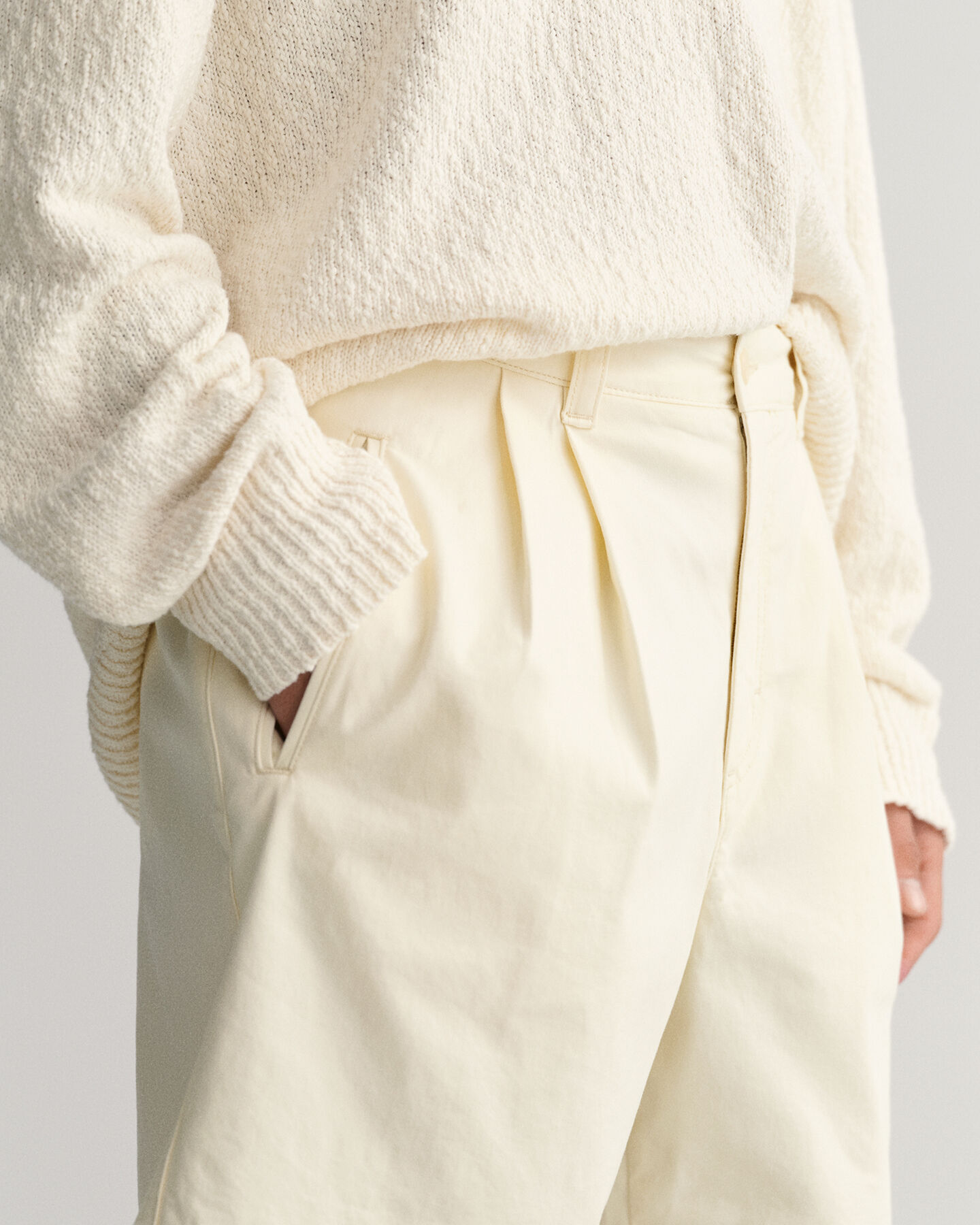 Relaxed Fit Pleated Shorts