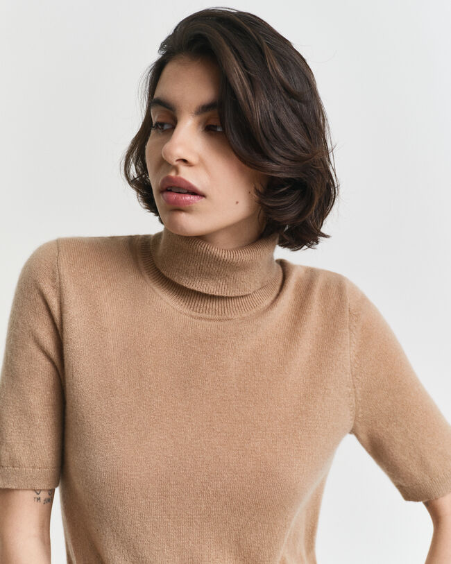 Short Sleeved Cashmere Turtleneck Sweater