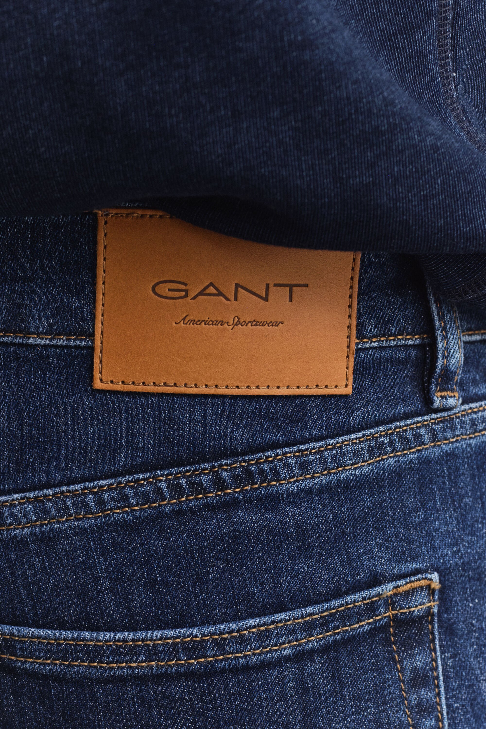 Slim Fit Clean Wash Jeans