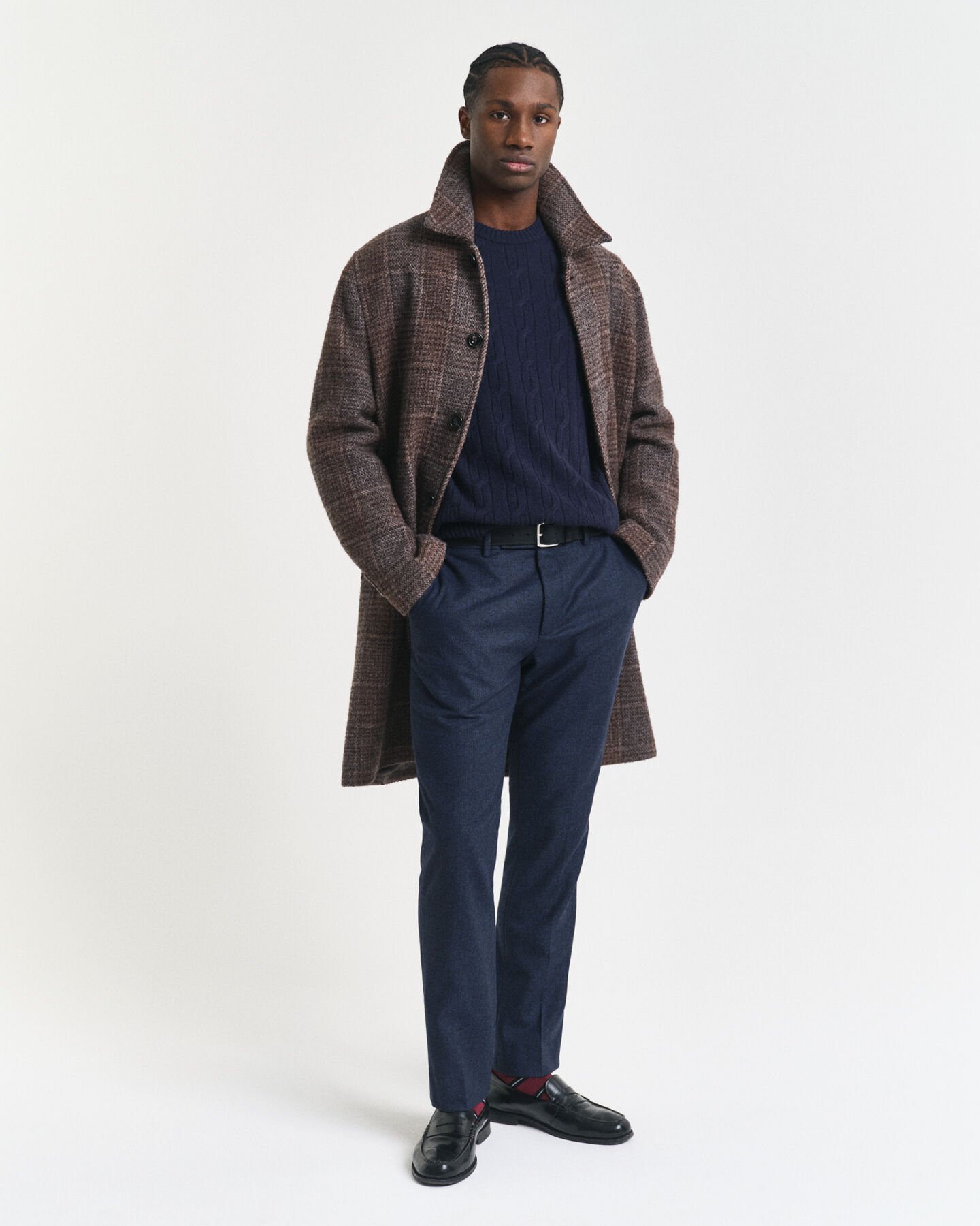 Lambswool Cable Knit Crew Neck Sweater