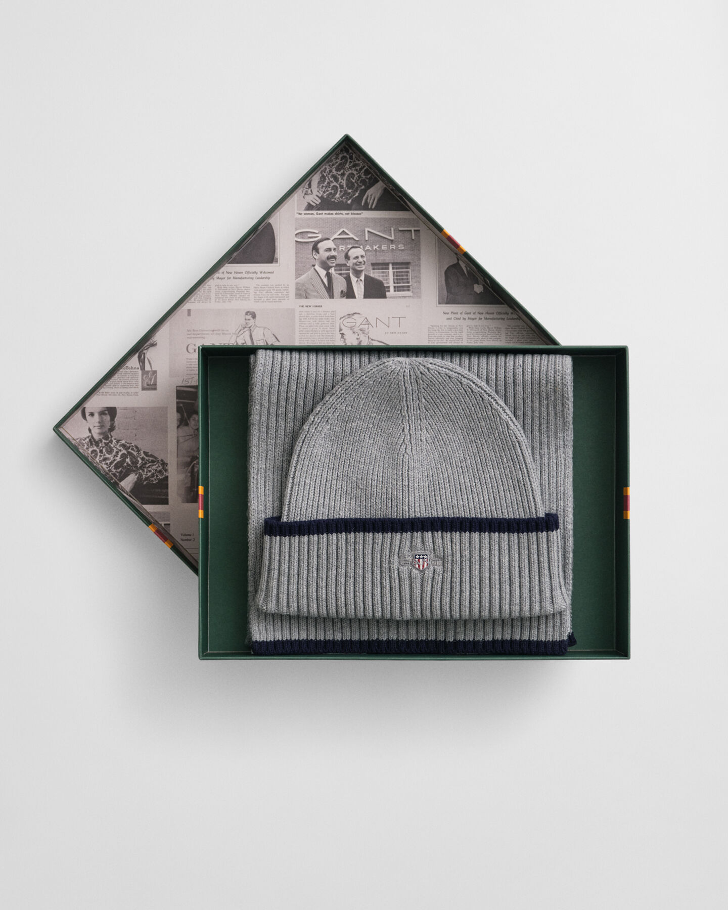 Essential Beanie & Scarf Gift Set