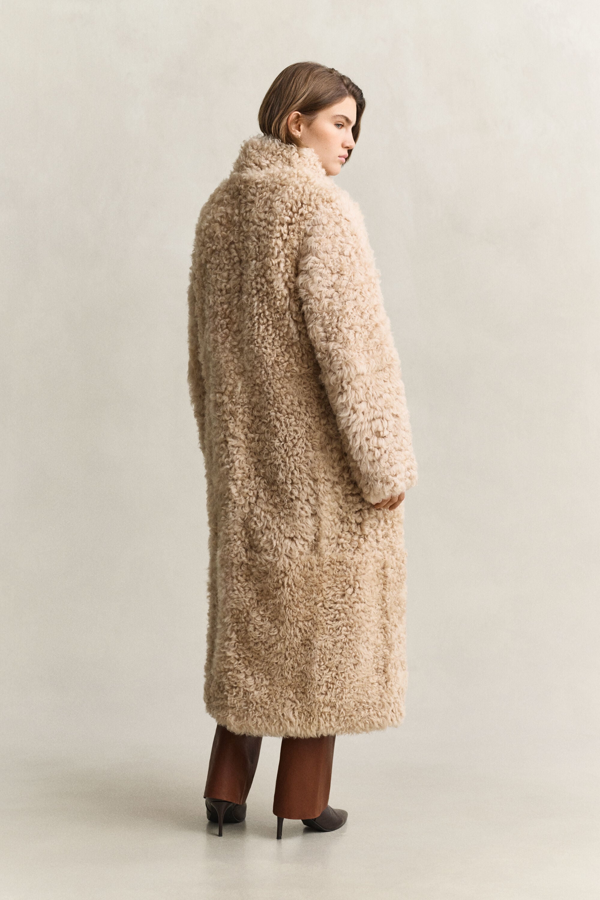 Shearling Coat — CARAMEL BROWN