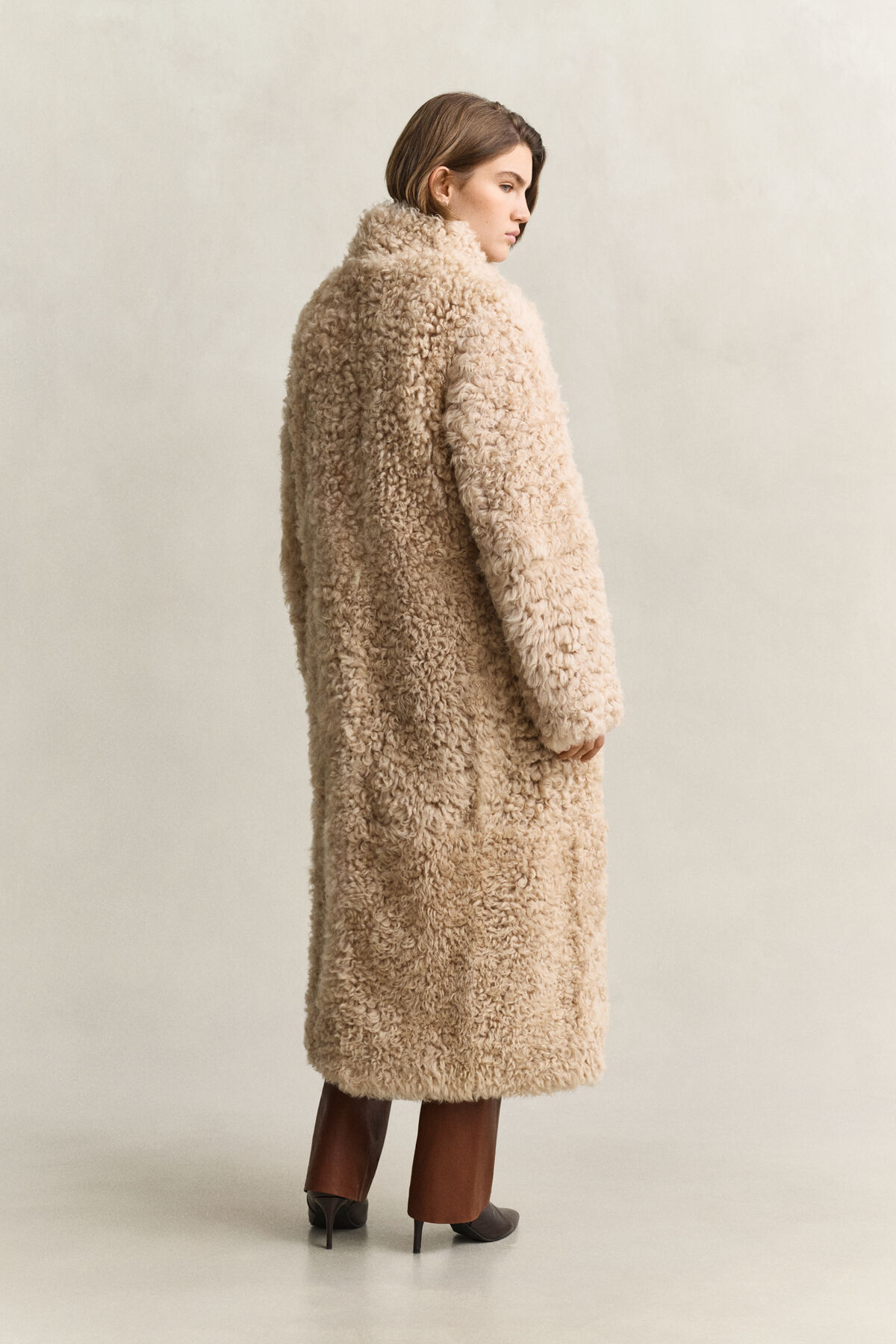 Shearling Coat — CARAMEL BROWN