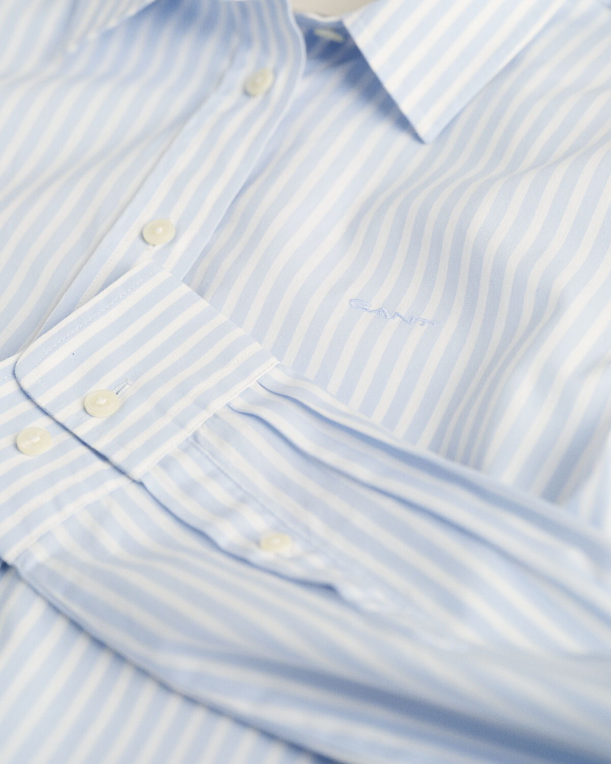 Classic Regular Striped Poplin Shirt — LIGHT BLUE