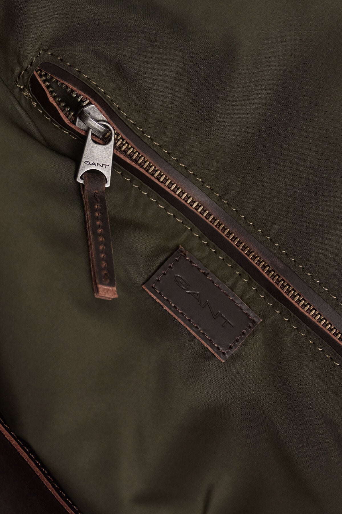 Quilted Duffel Bag — DARK MOSS GREEN