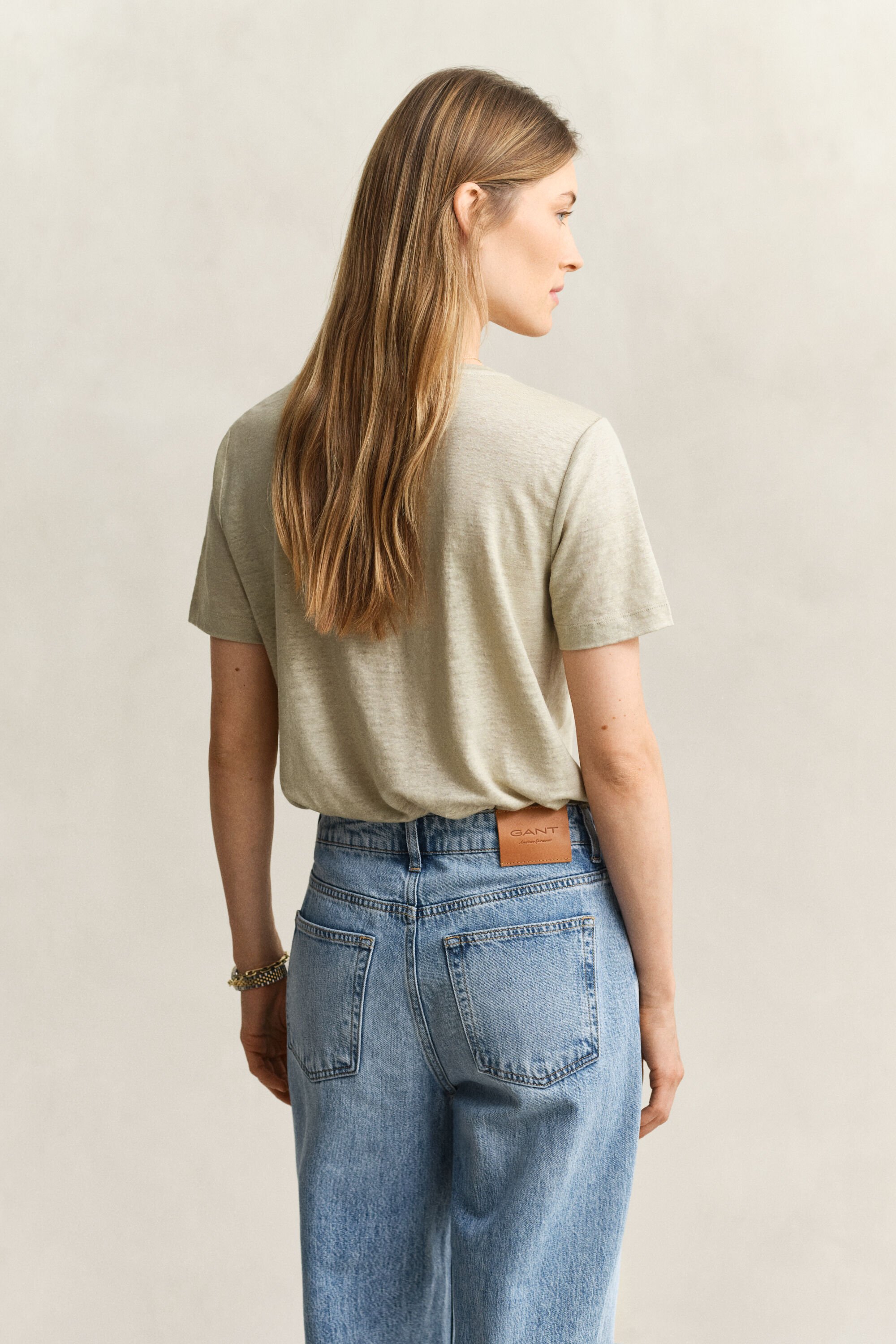 Linen V-Neck T-Shirt