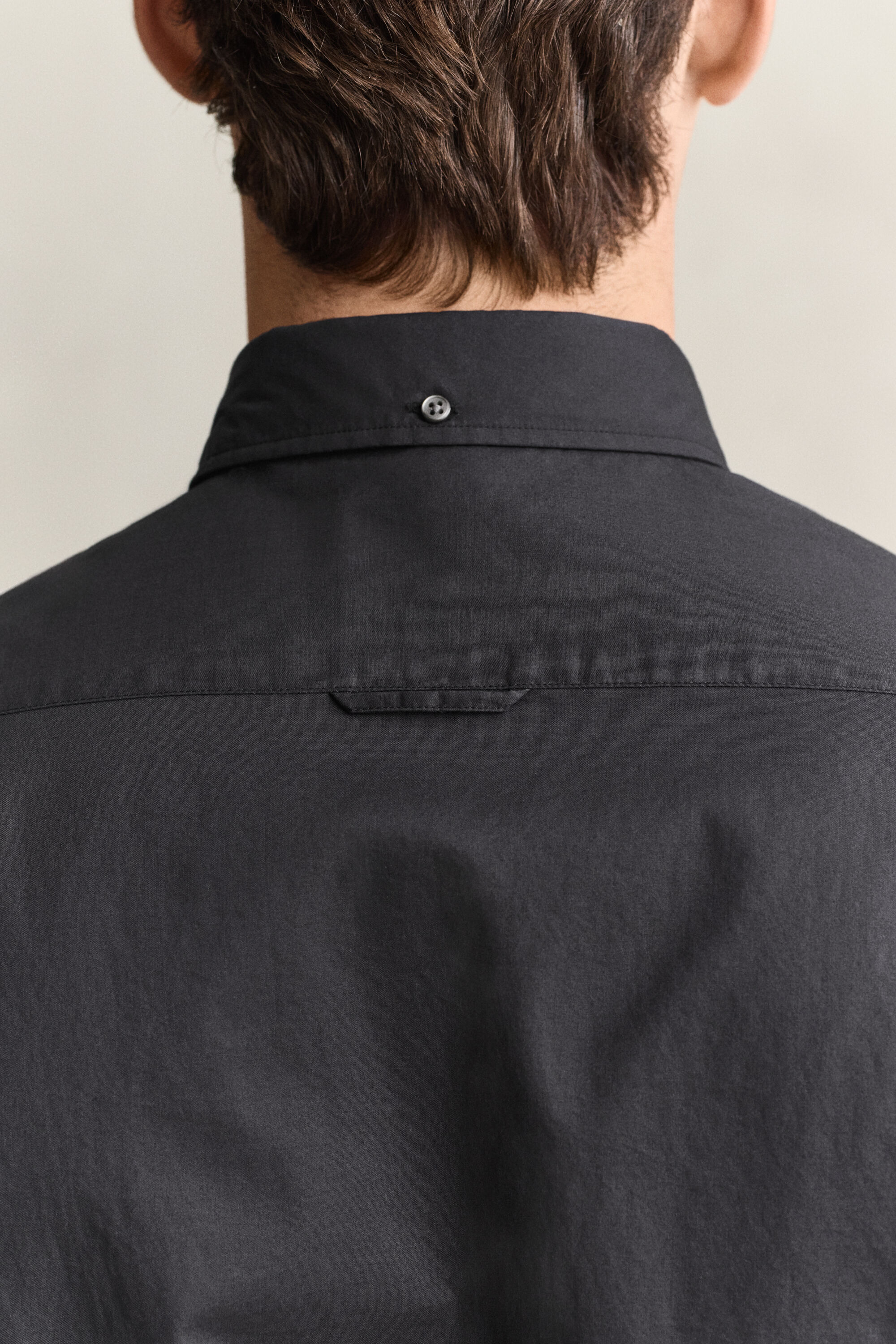Classic Slim Poplin Shirt