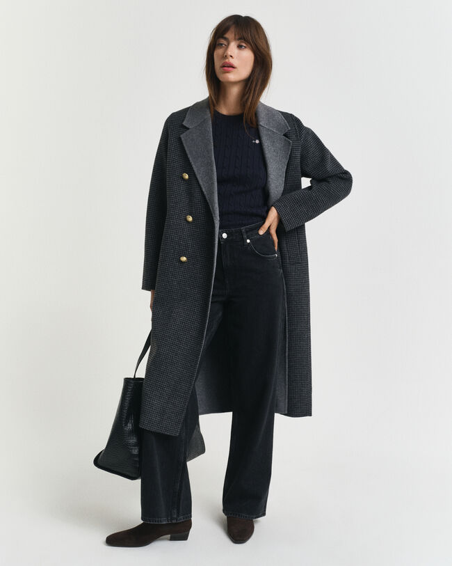 Stretch Cotton Cable Knit Sweater