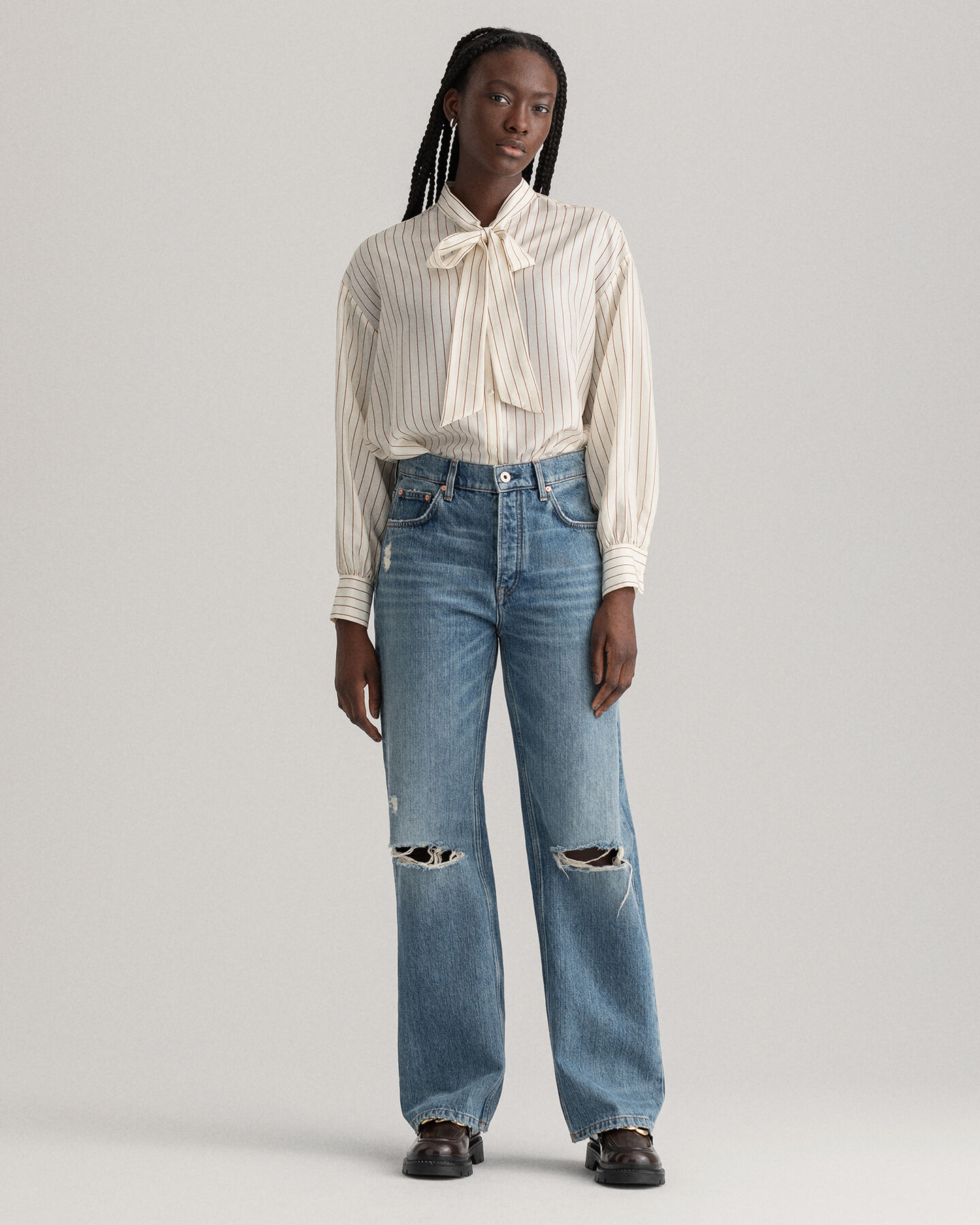 Relaxed Straight Leg High-Waisted Rip Jeans