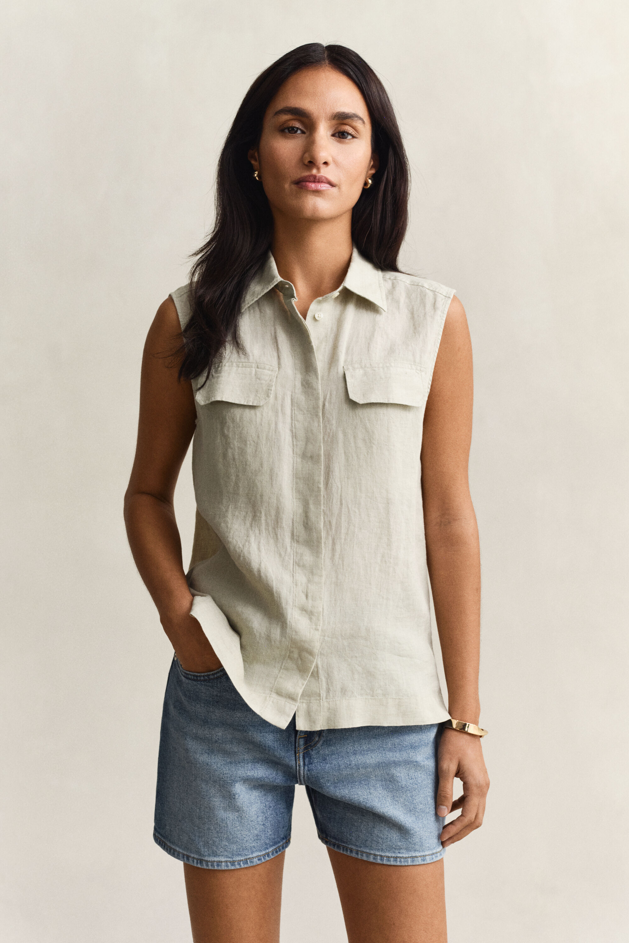 Sleeveless Linen Shirt