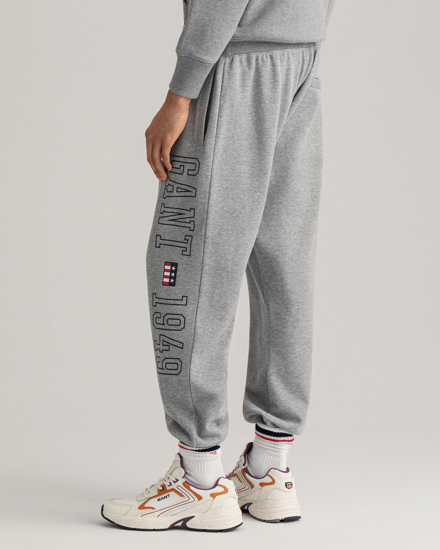 Retro Shield Sweatpants