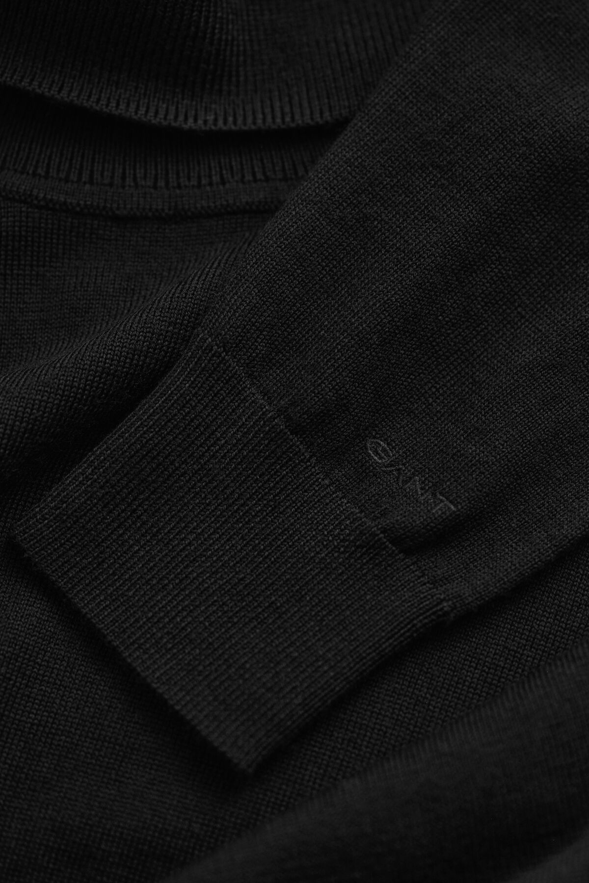Extra Fine Merino Wool Turtleneck Sweater — BLACK