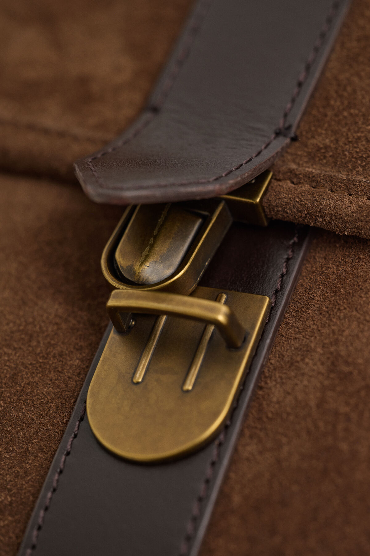 Suede Shoulder Bag — SOIL BROWN