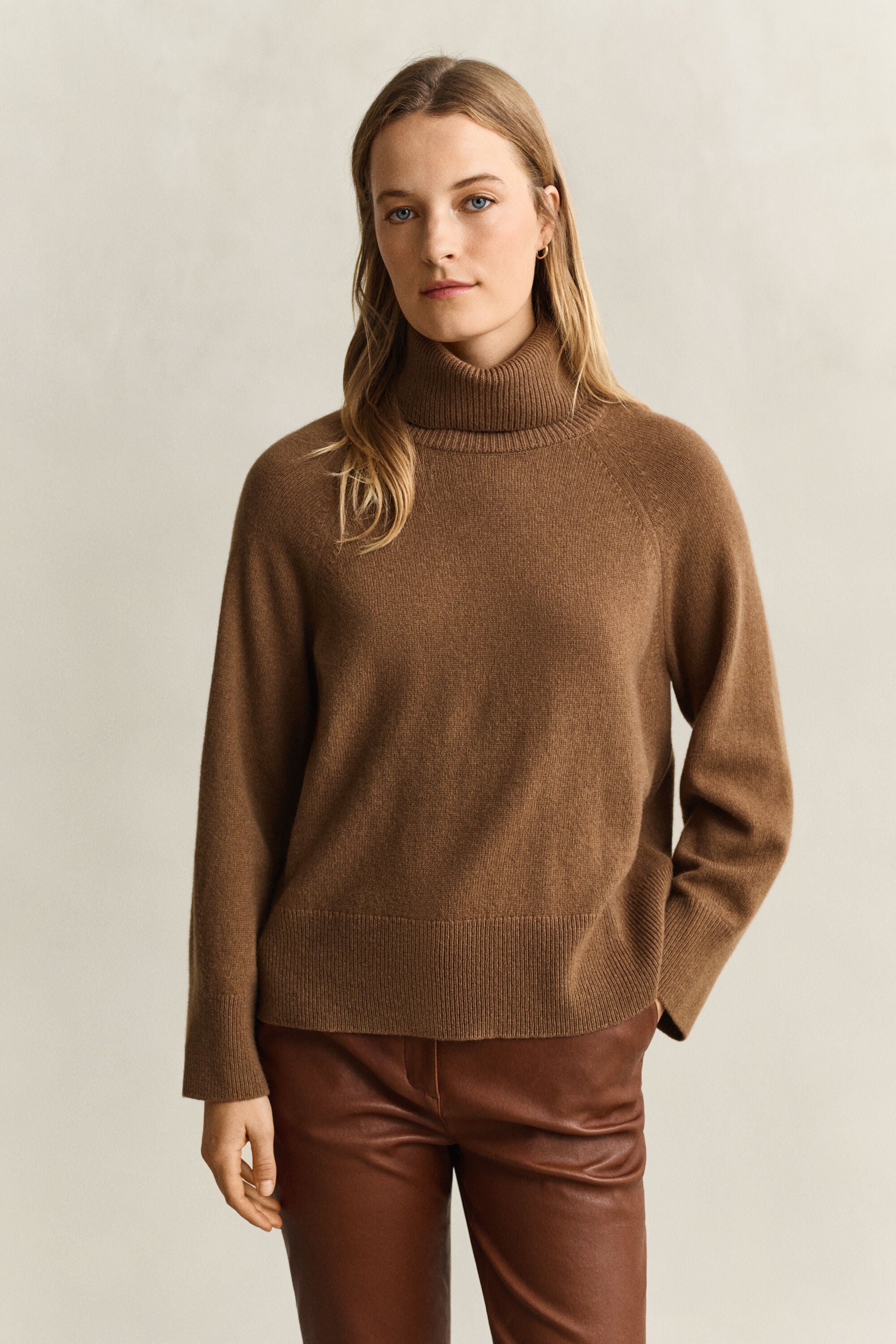 Wool Cashmere Turtleneck Sweater