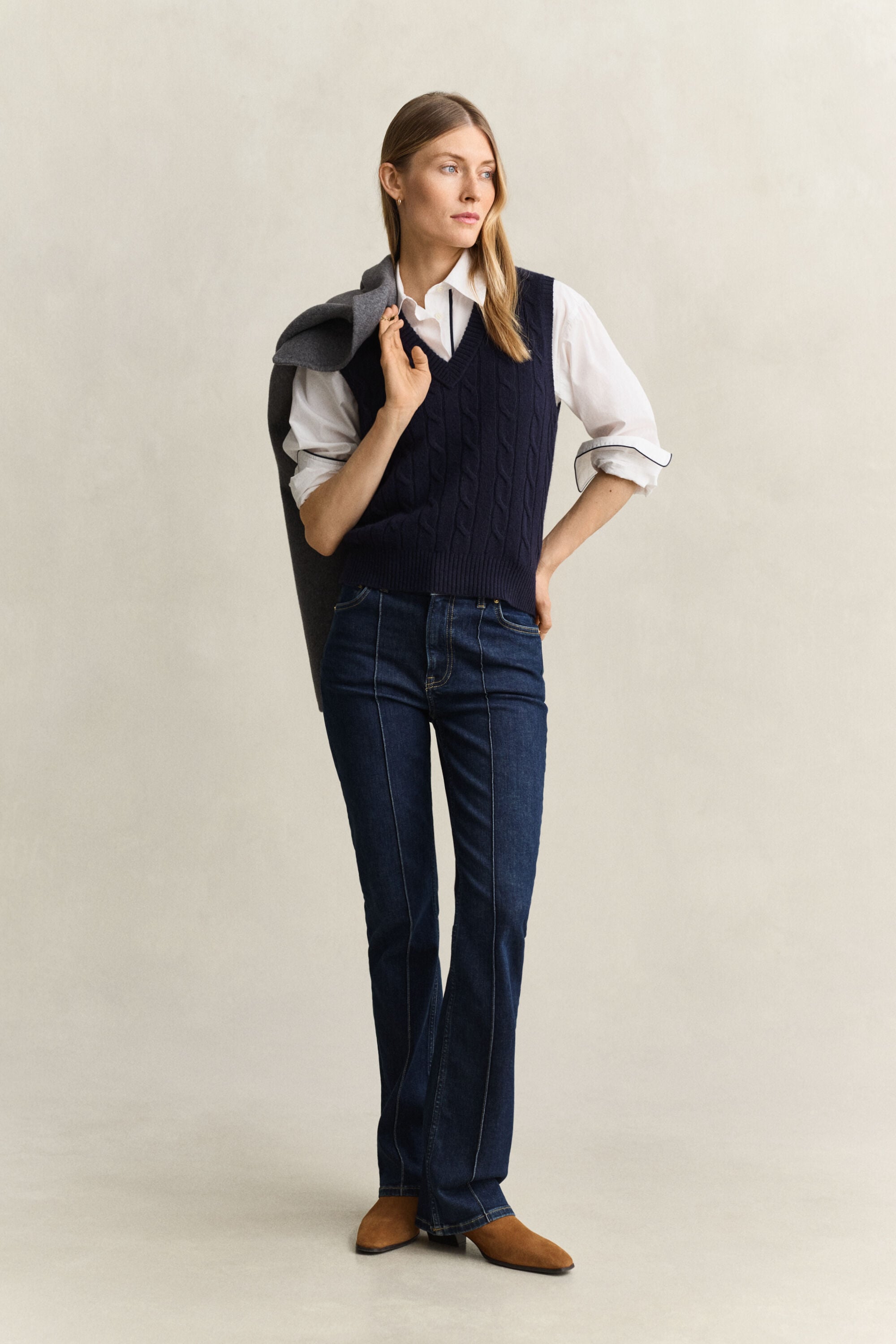 Lambswool Cable Knit Vest — EVENING BLUE