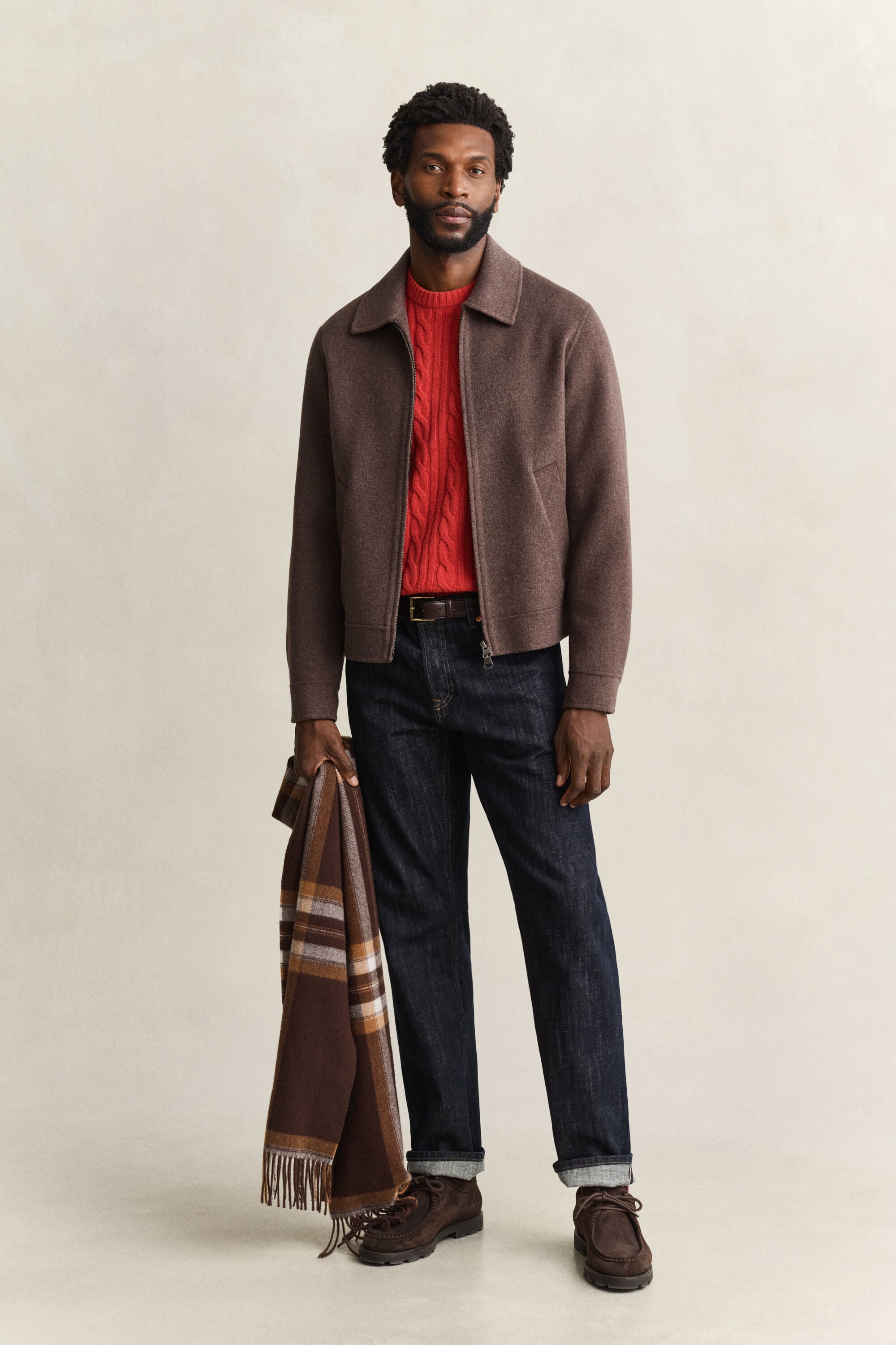 Lambswool Cable Knit Crew Neck Sweater — MAPLE FIRE