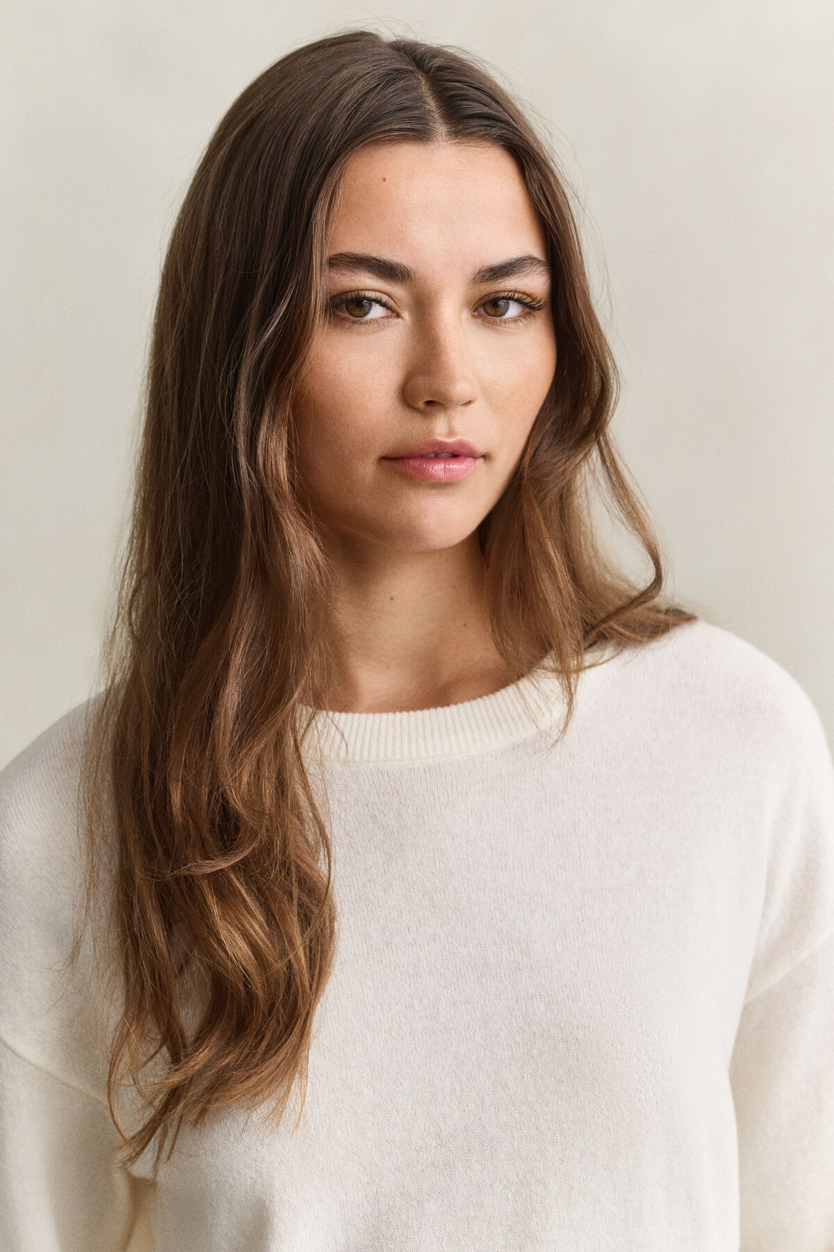 Superfine Lambswool Crew Neck Sweater — CREAM