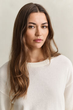 Superfine Lambswool Crew Neck Sweater — CREAM 4