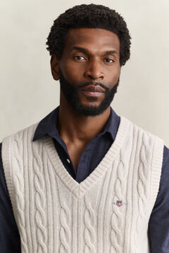 Lambswool Cable Knit Vest — CLAY BEIGE 3