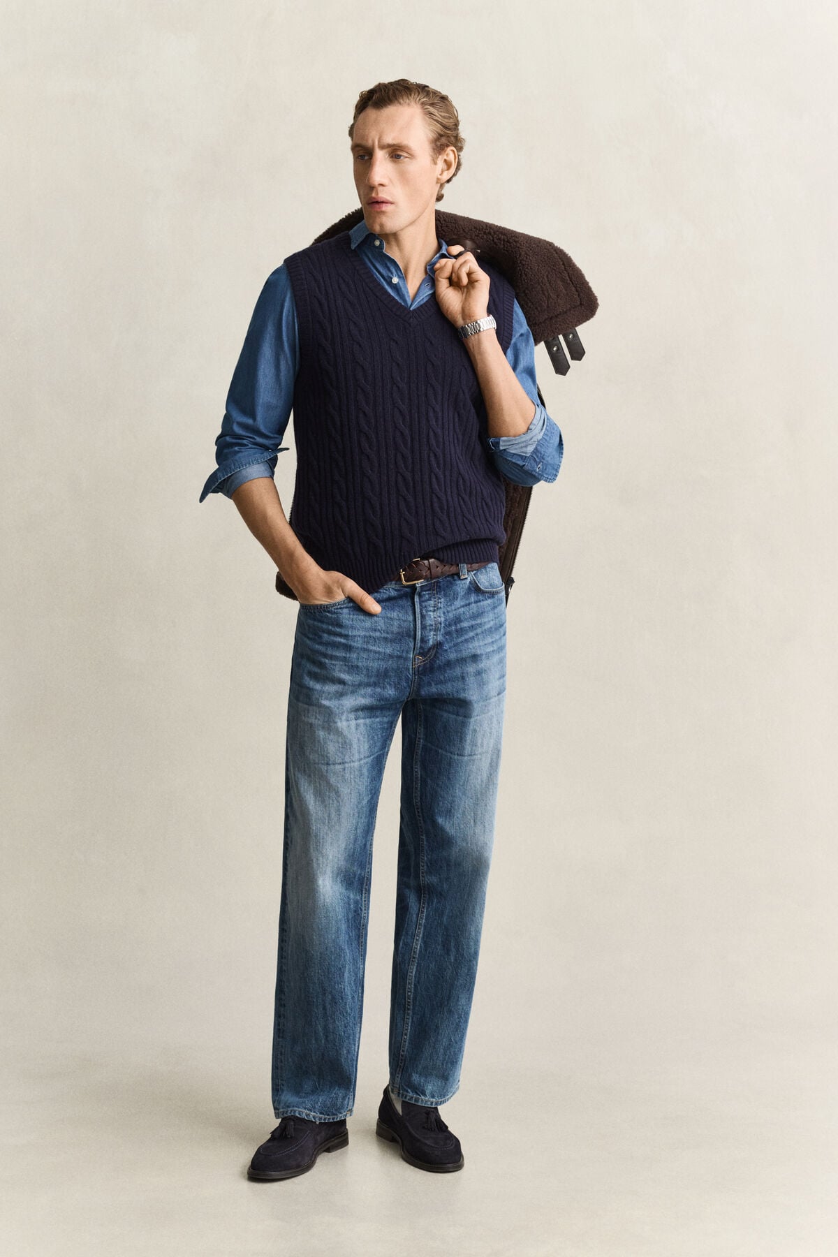 Lambswool Cable Knit Vest — EVENING BLUE