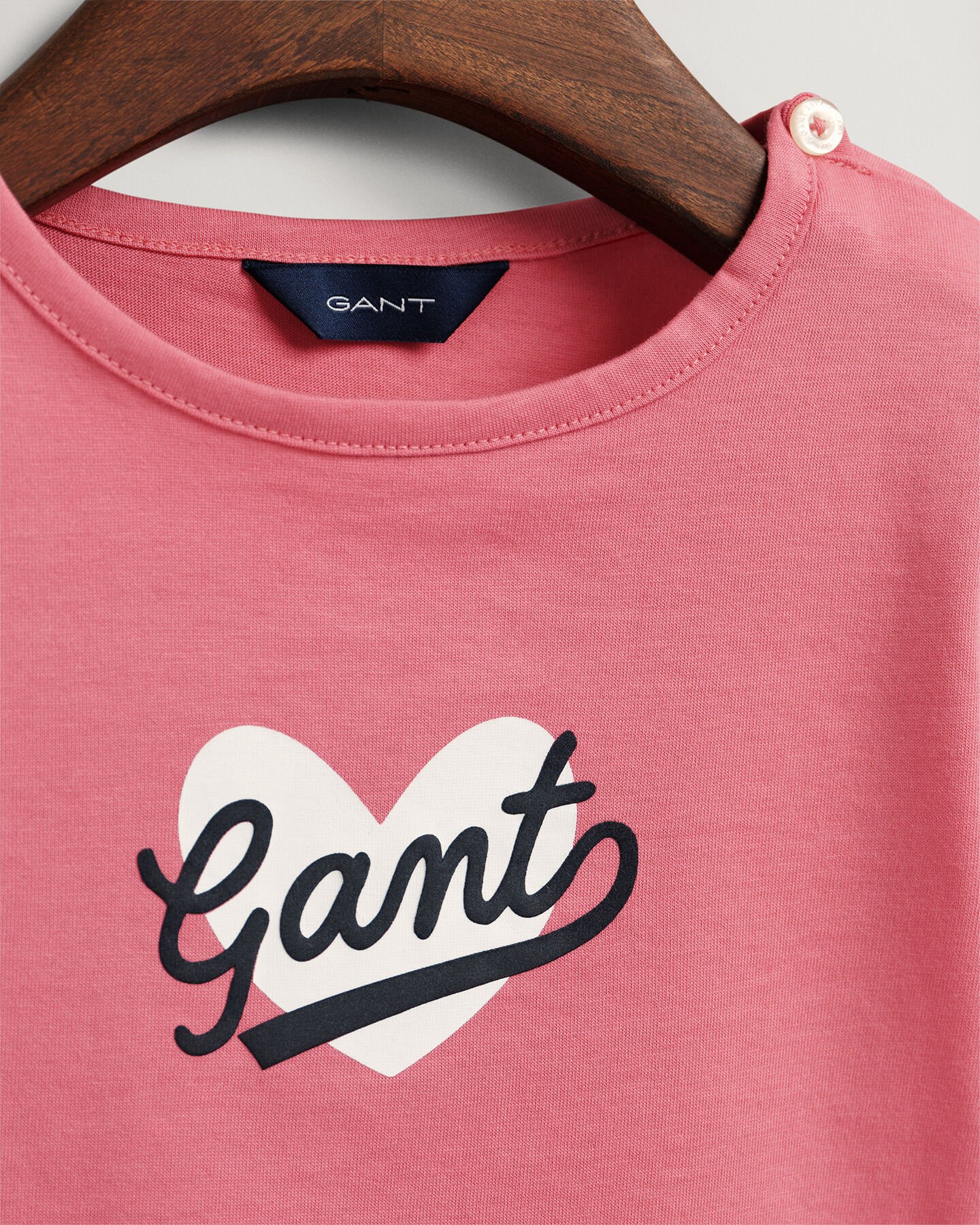 Girls Heart Script T-Shirt