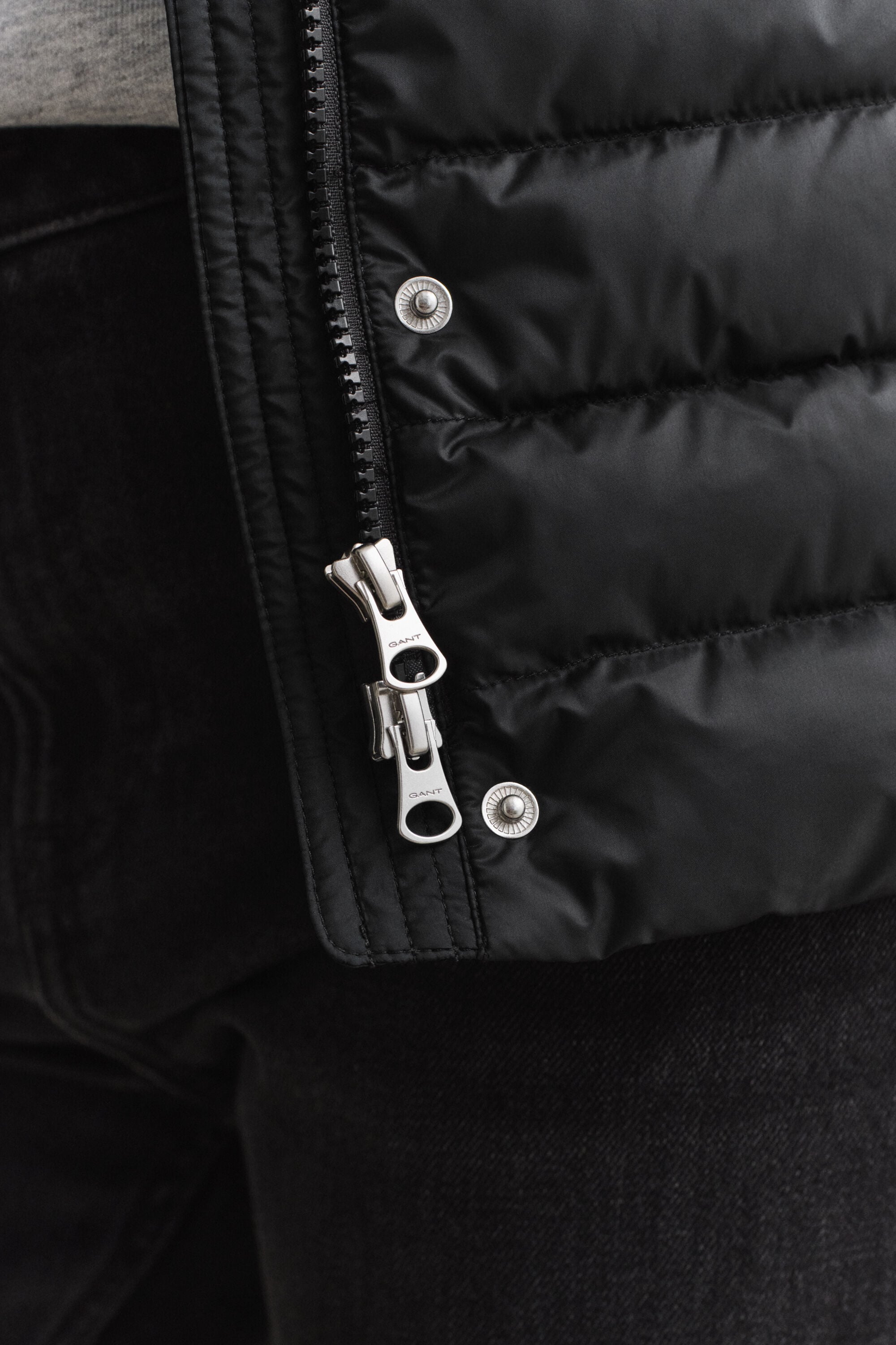 Light Down Vest