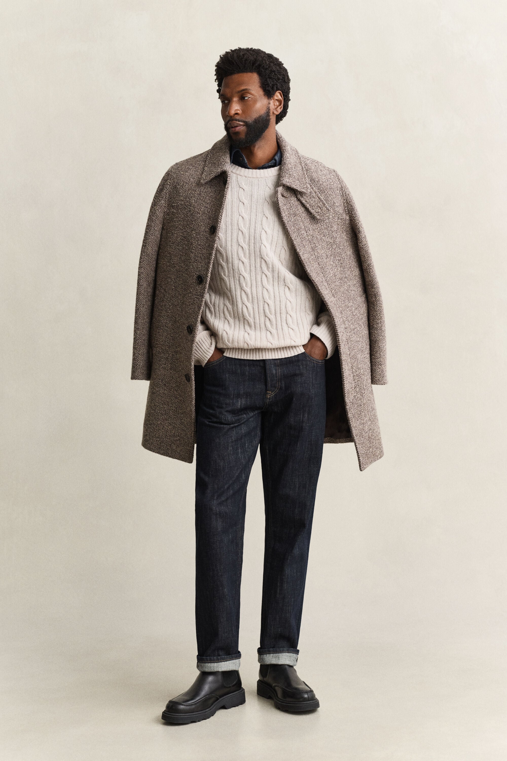 Lambswool Cable Knit Crew Neck Sweater — CLAY BEIGE