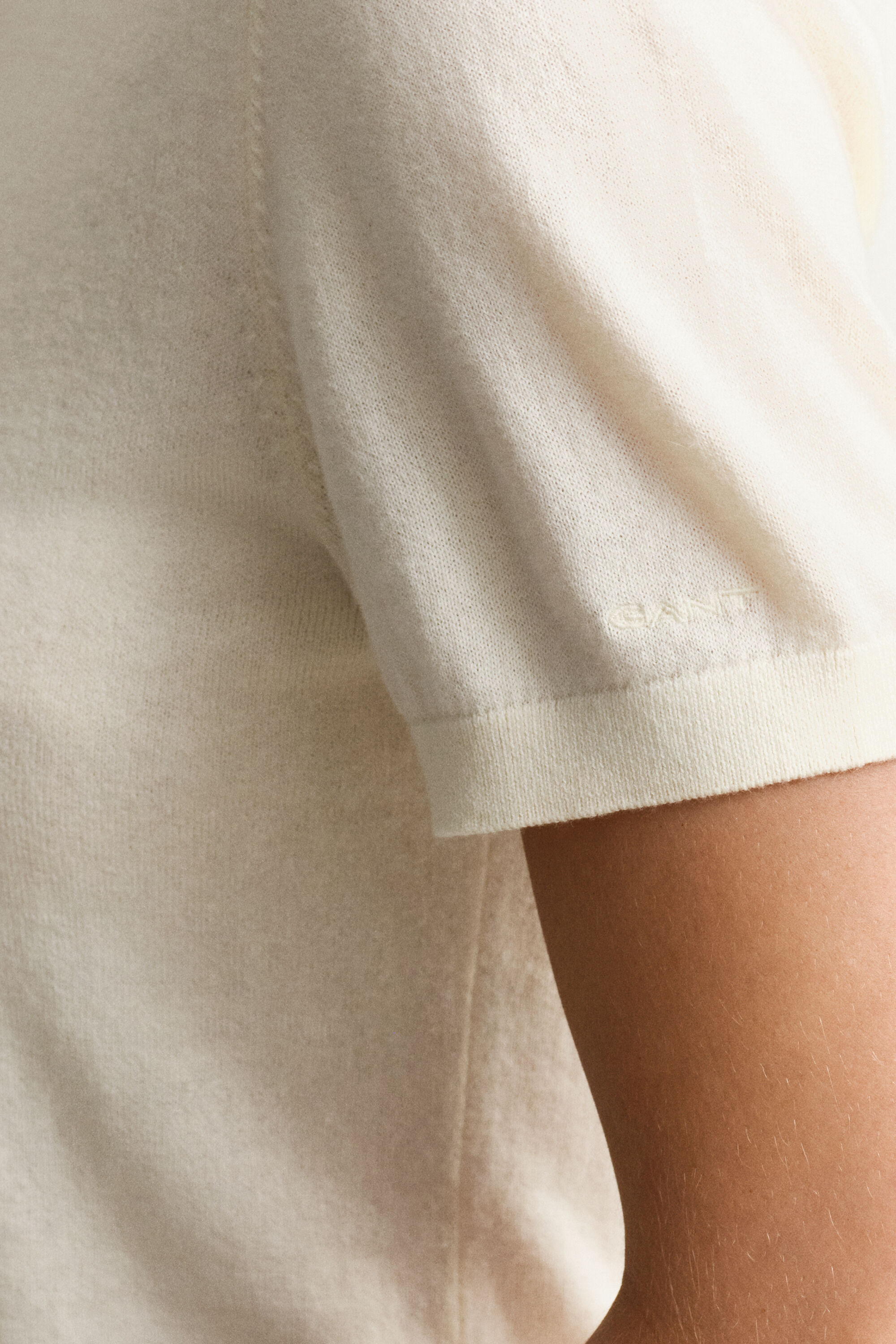 Lightweight Knit Short Sleeve Crew Neck Sweater