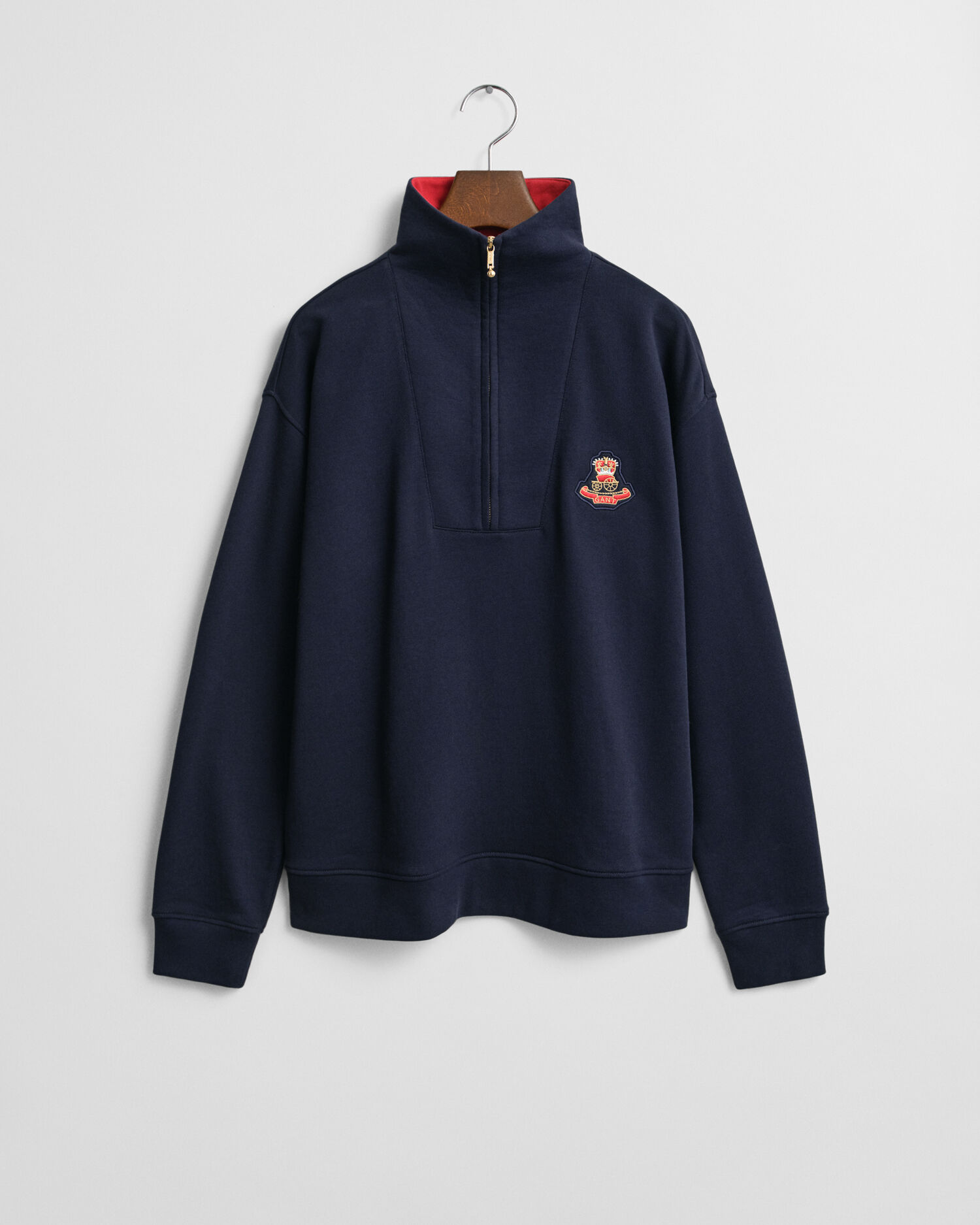 Crest Badge Half Zip Sweatshirt