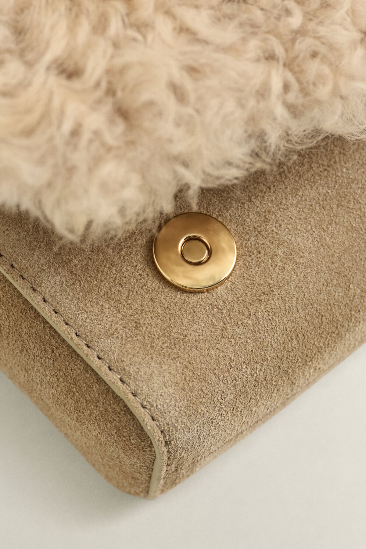 Shearling Clutch — CARAMEL BROWN