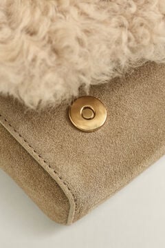 Shearling Clutch — CARAMEL BROWN 2