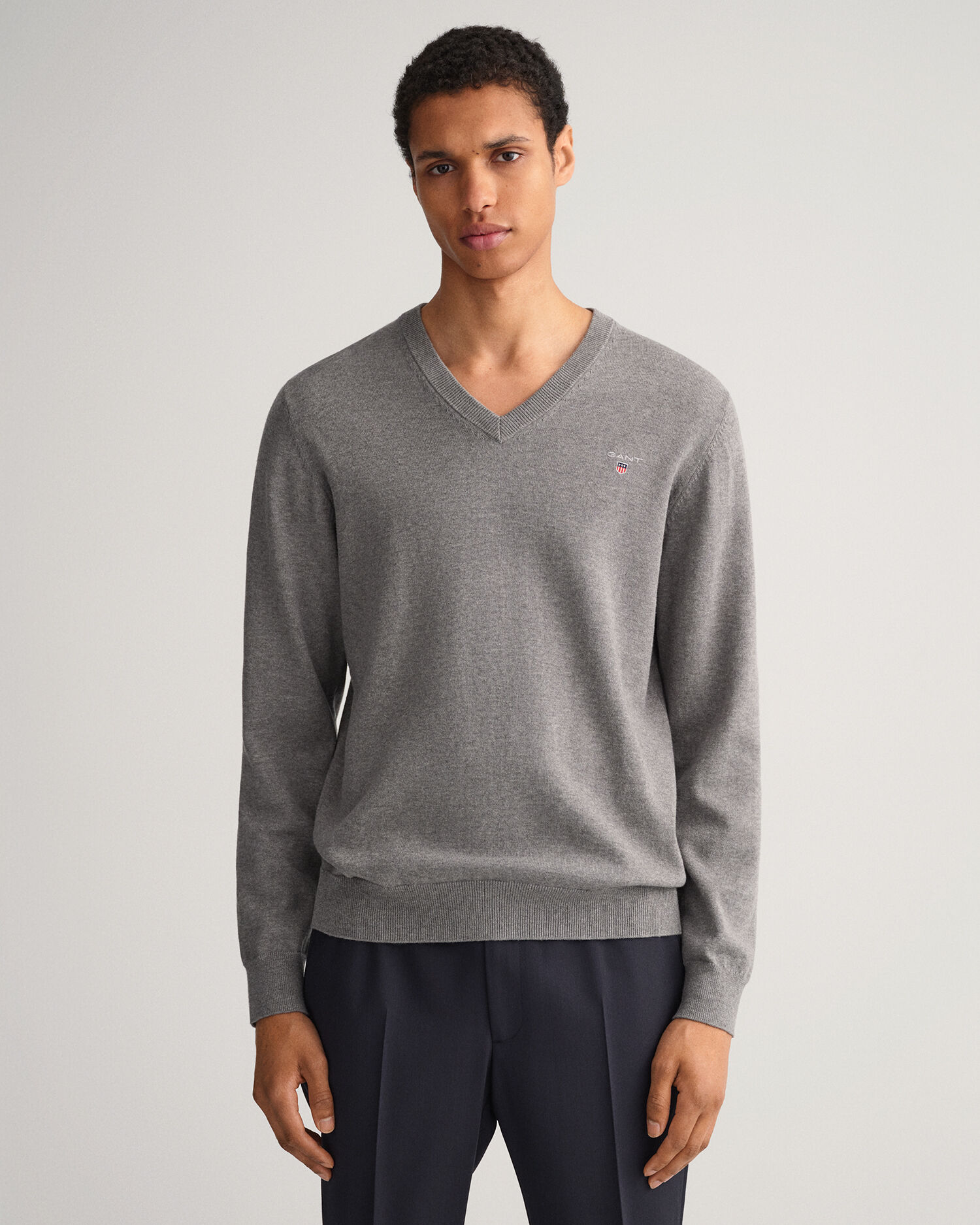 Mens V-neck Sweaters | Menswear | GANT | US