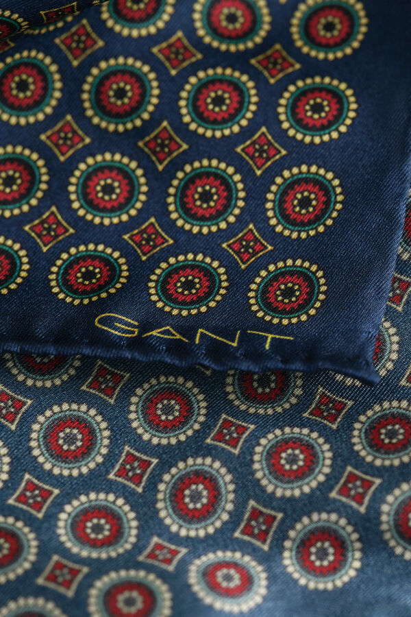 Foulard Print Pocket Square — CLASSIC BLUE