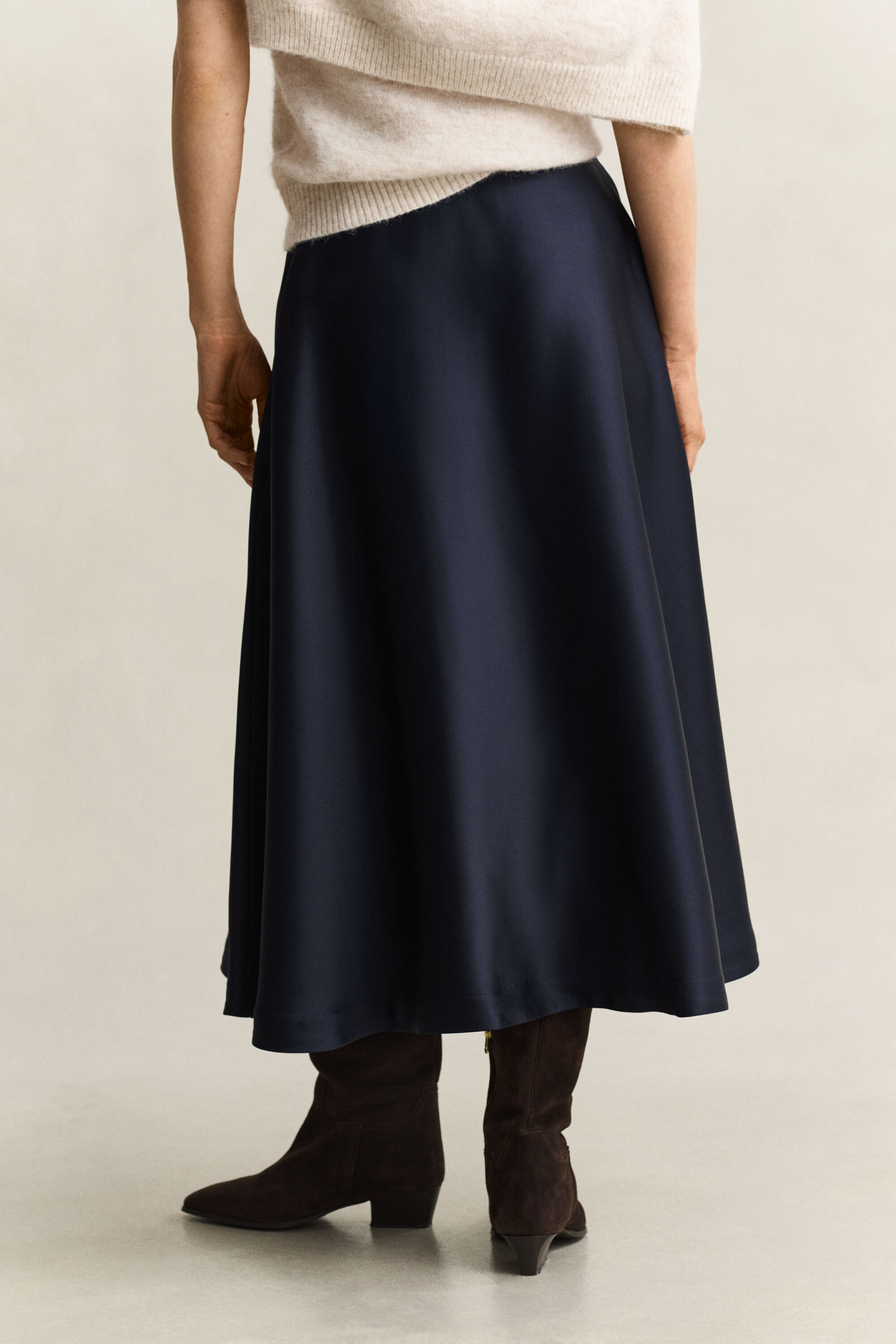 Volume Satin Skirt