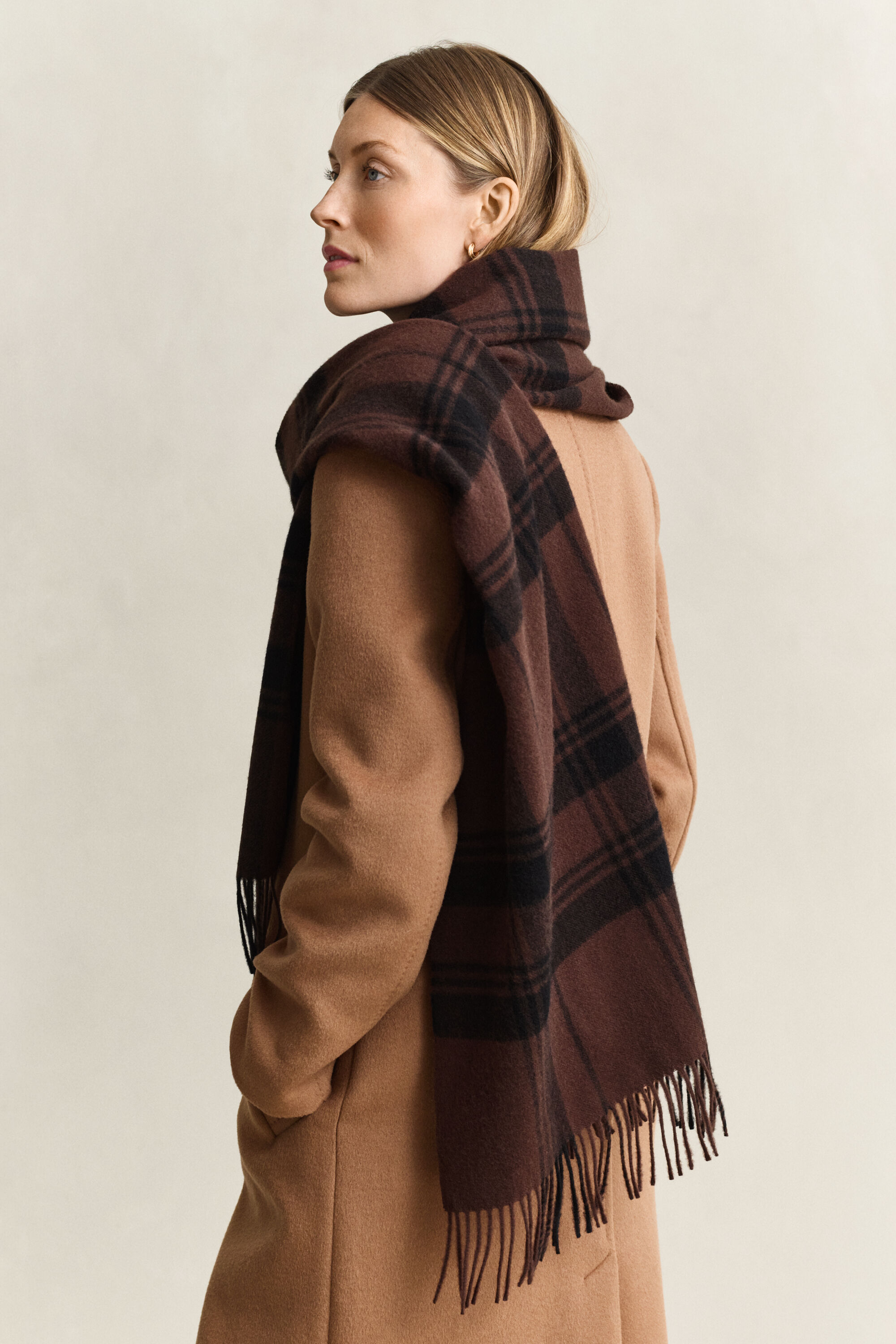 Checked Wool Scarf — DEEP BROWN