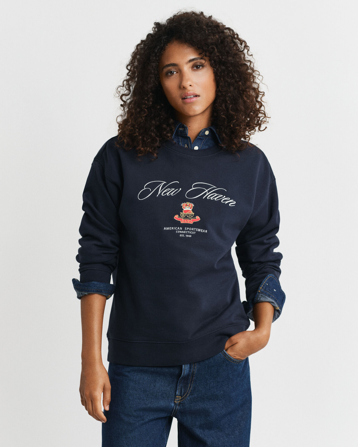 Crest Graphic Crew Neck Sweatshirt