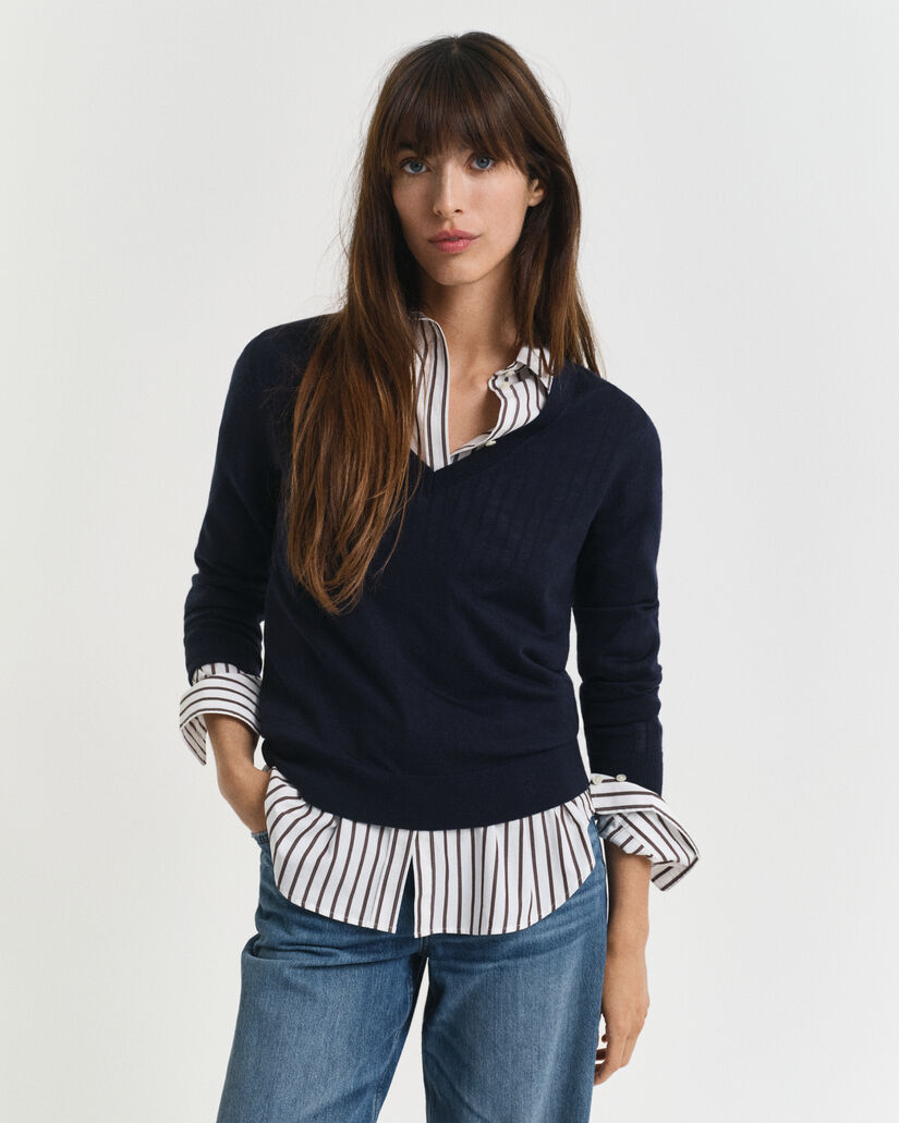 Extra Fine Merino Wool V-Neck Sweater