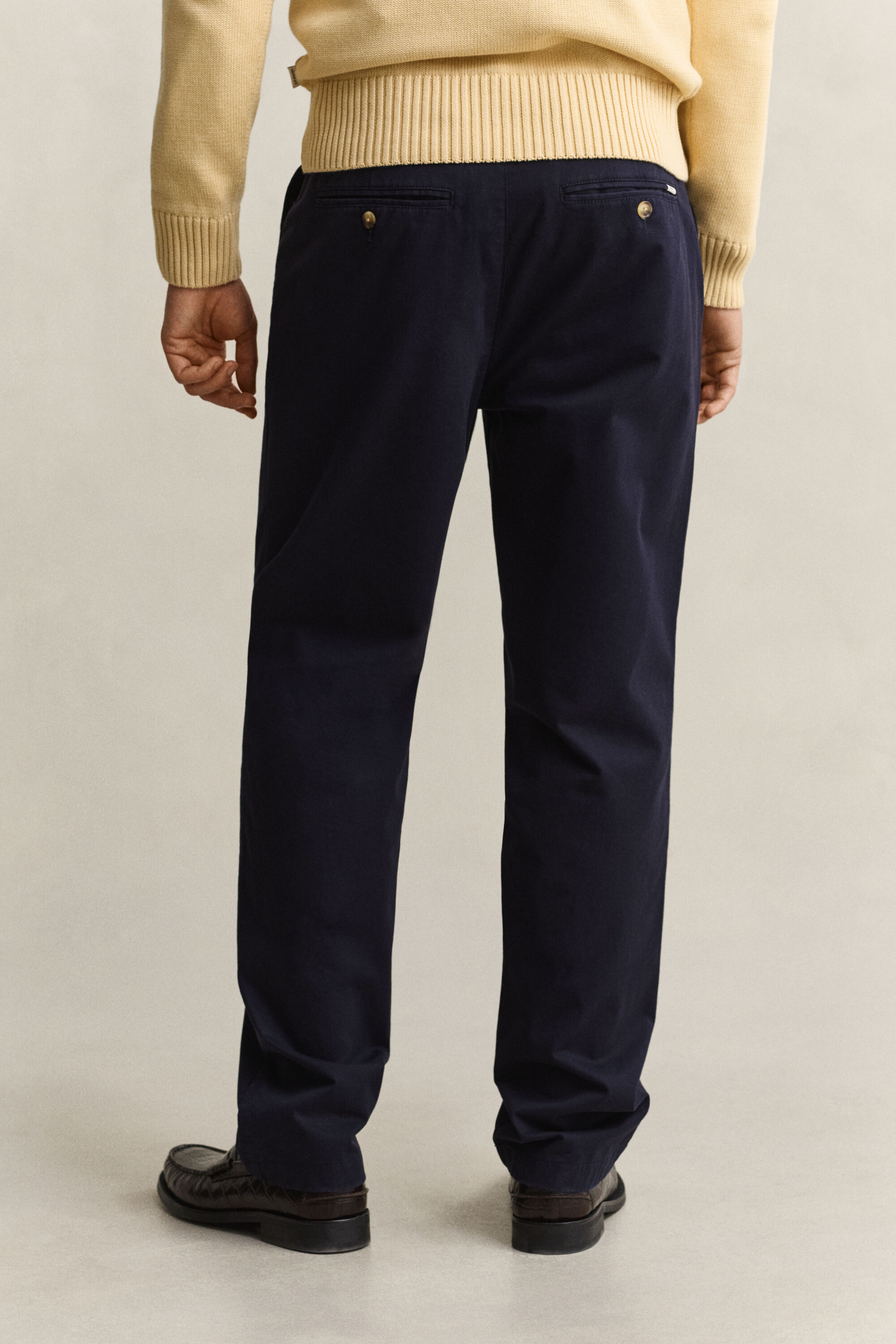 Regular Fit Classic Chinos