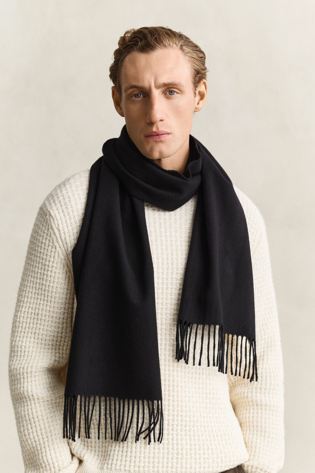 Wool Scarf — BLACK