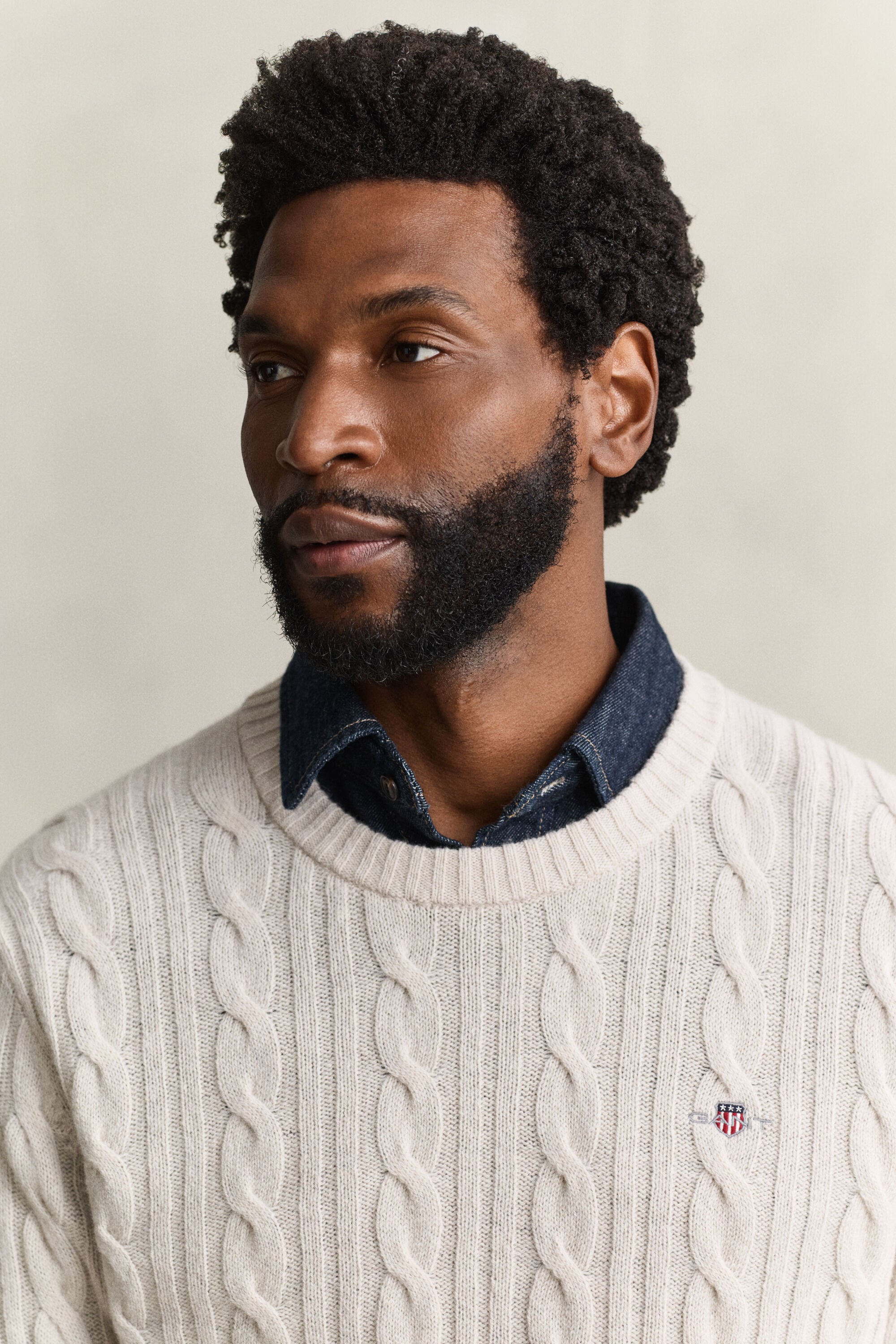 Lambswool Cable Knit Crew Neck Sweater — CLAY BEIGE