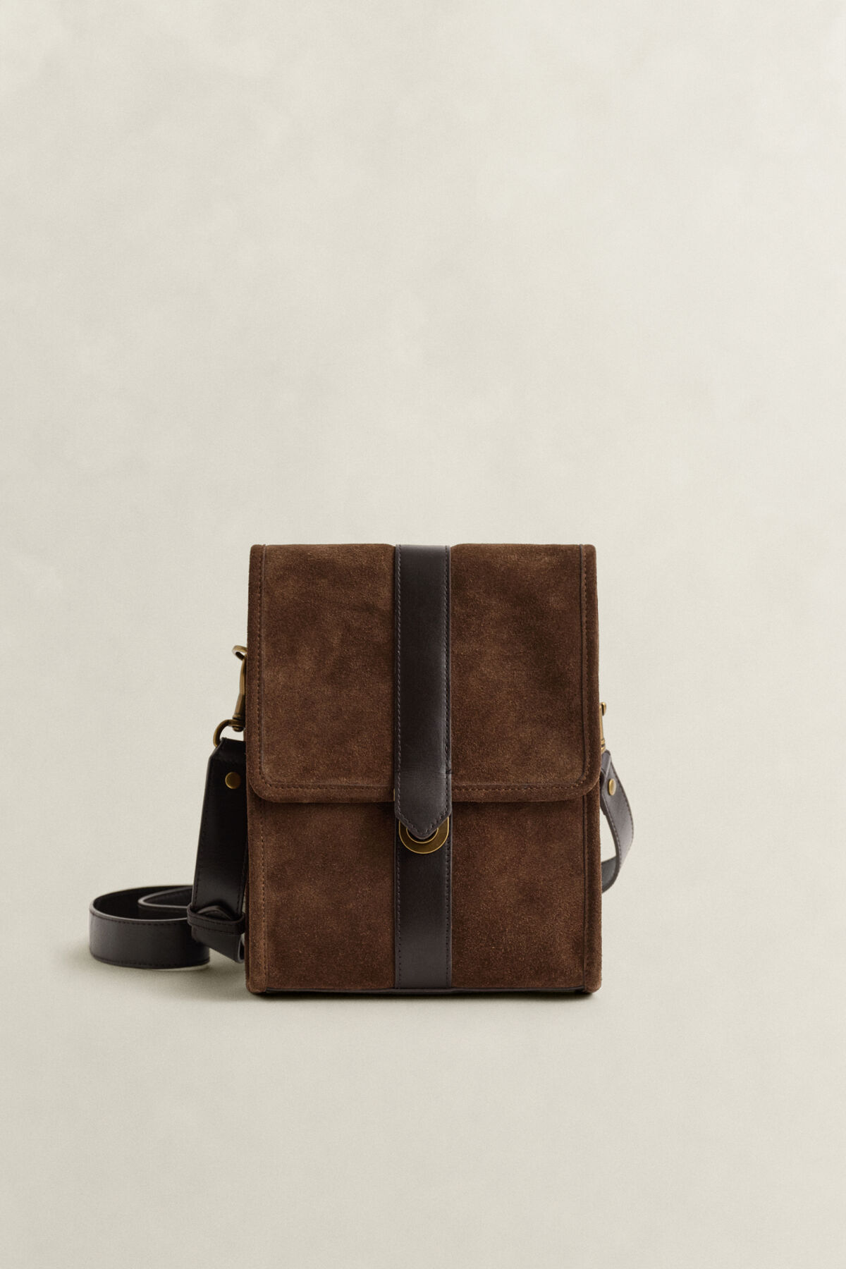 Suede Shoulder Bag — SOIL BROWN