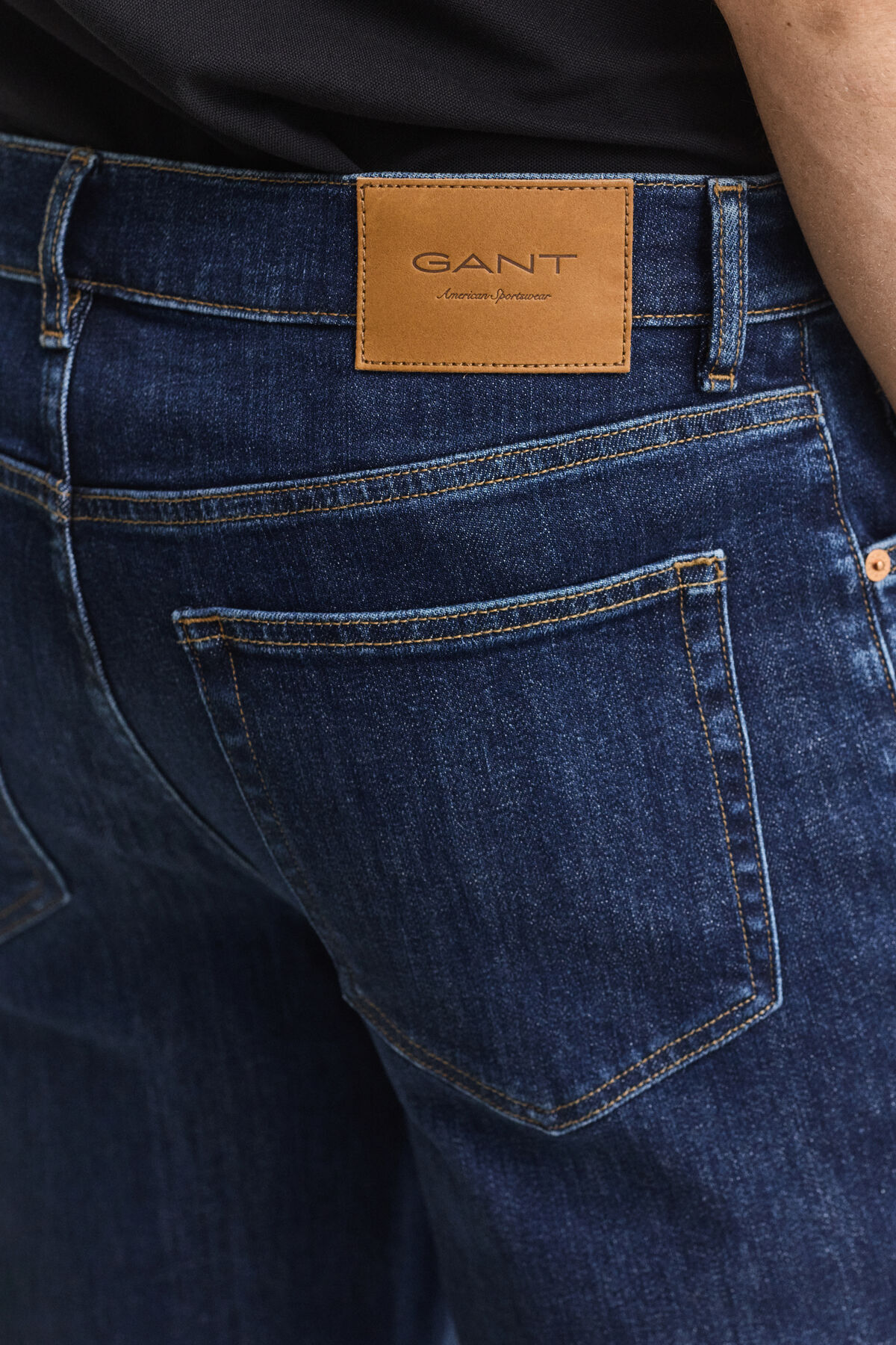 Regular Jeans — MID BLUE WORN IN