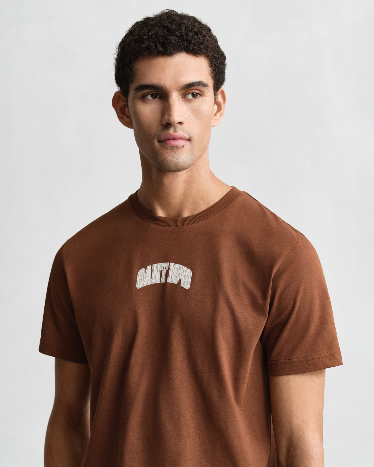 Gant 1949 Graphic T-Shirt — MAHOGANY BROWN
