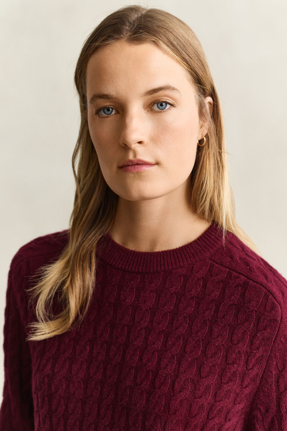 Wool Cashmere Cable Knit Sweater — DARKENED WINE