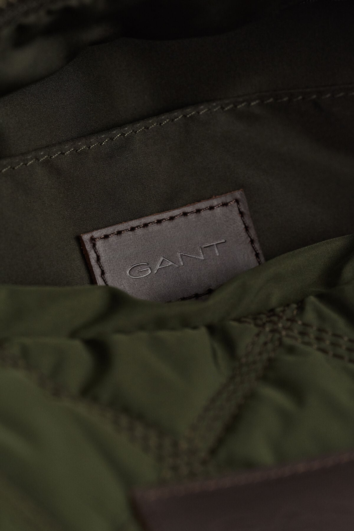 Quilted Toiletry Bag — DARK MOSS GREEN