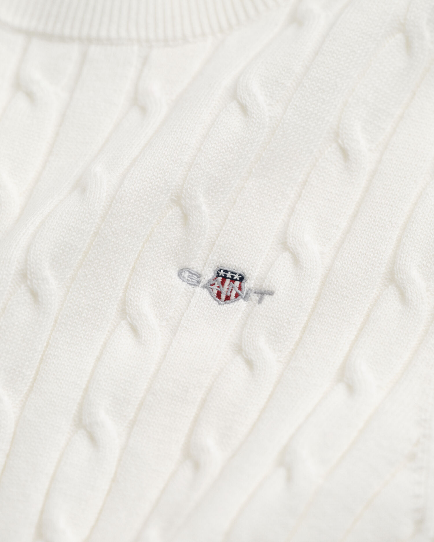 Cable Knit Short Sleeve Sweater