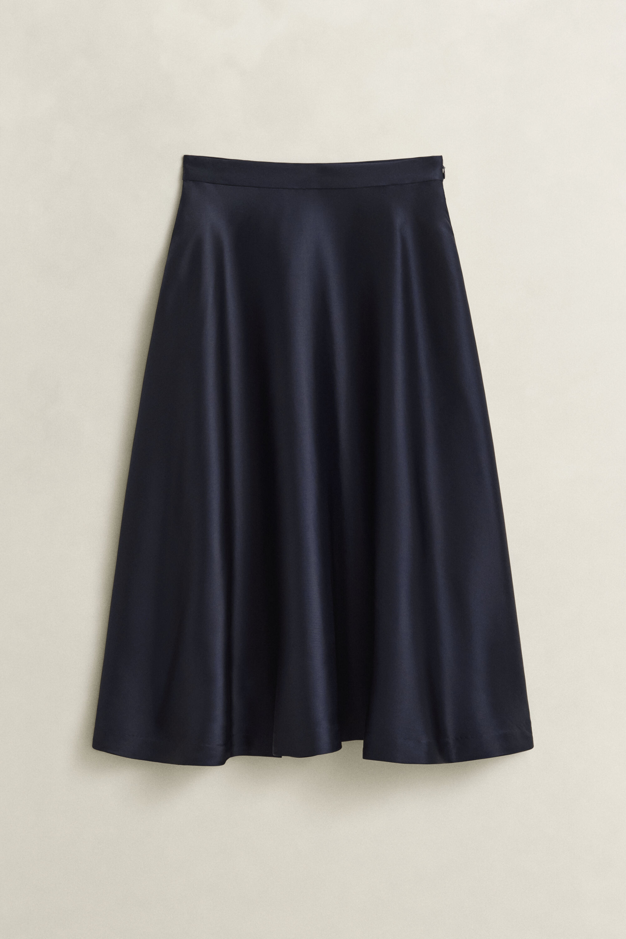 Volume Satin Skirt