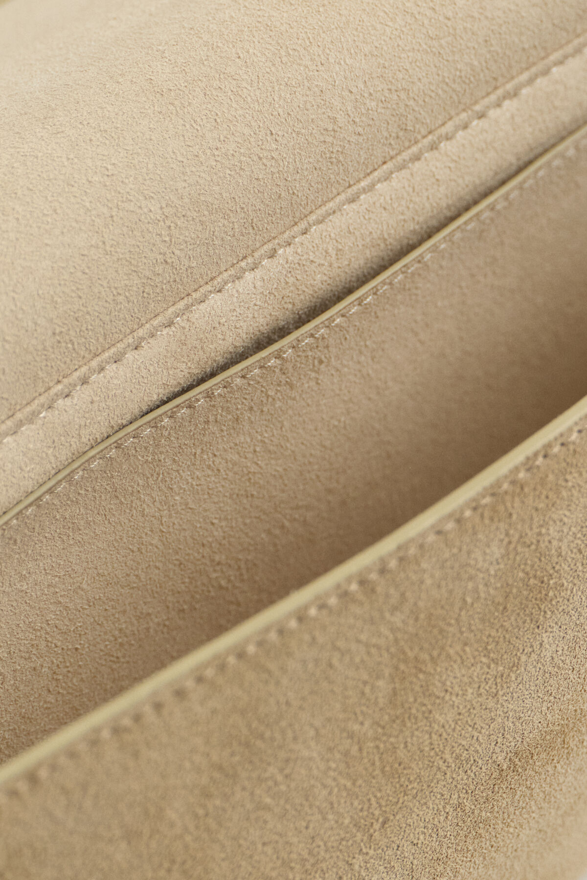 Shearling Clutch — CARAMEL BROWN