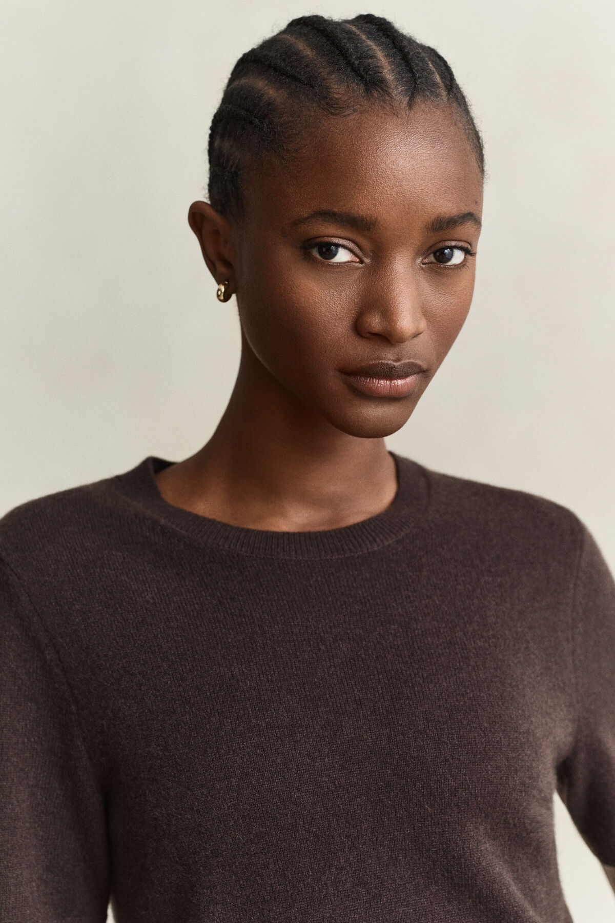 Cashmere Short Sleeve Sweater — DEEP BROWN