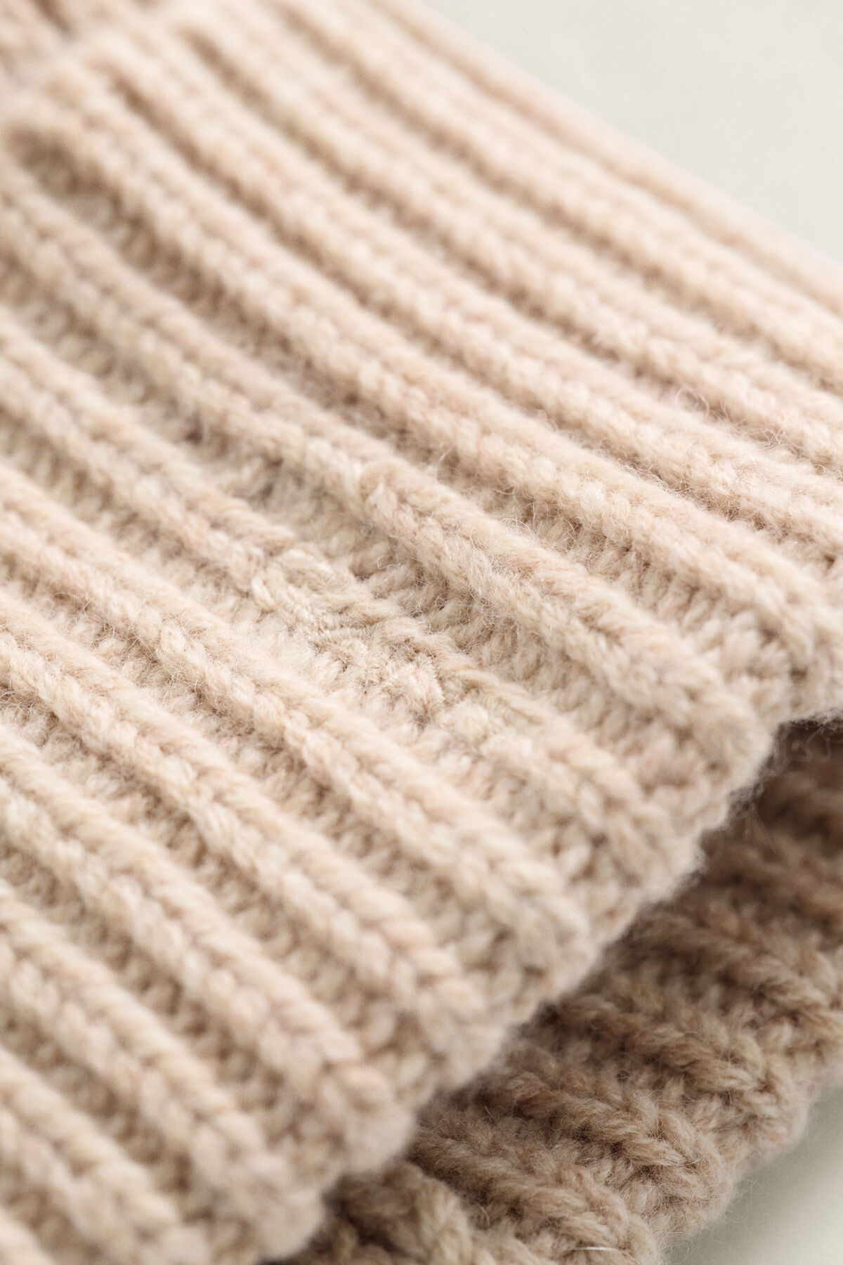 Ribbed Wool Cashmere Blend Beanie — LIGHT BEIGE MELANGE